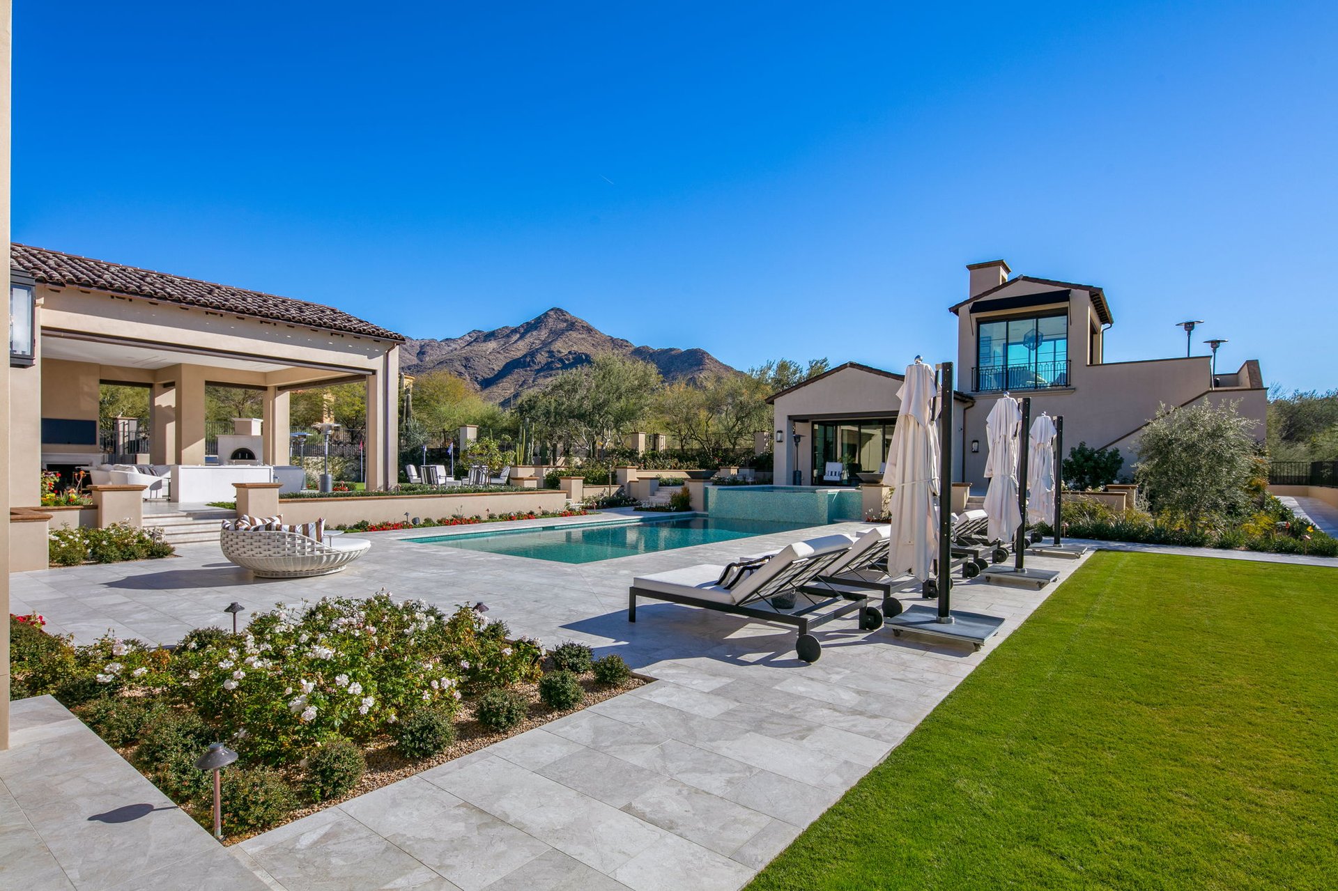 10927 E Windgate Pass Drive, 1519