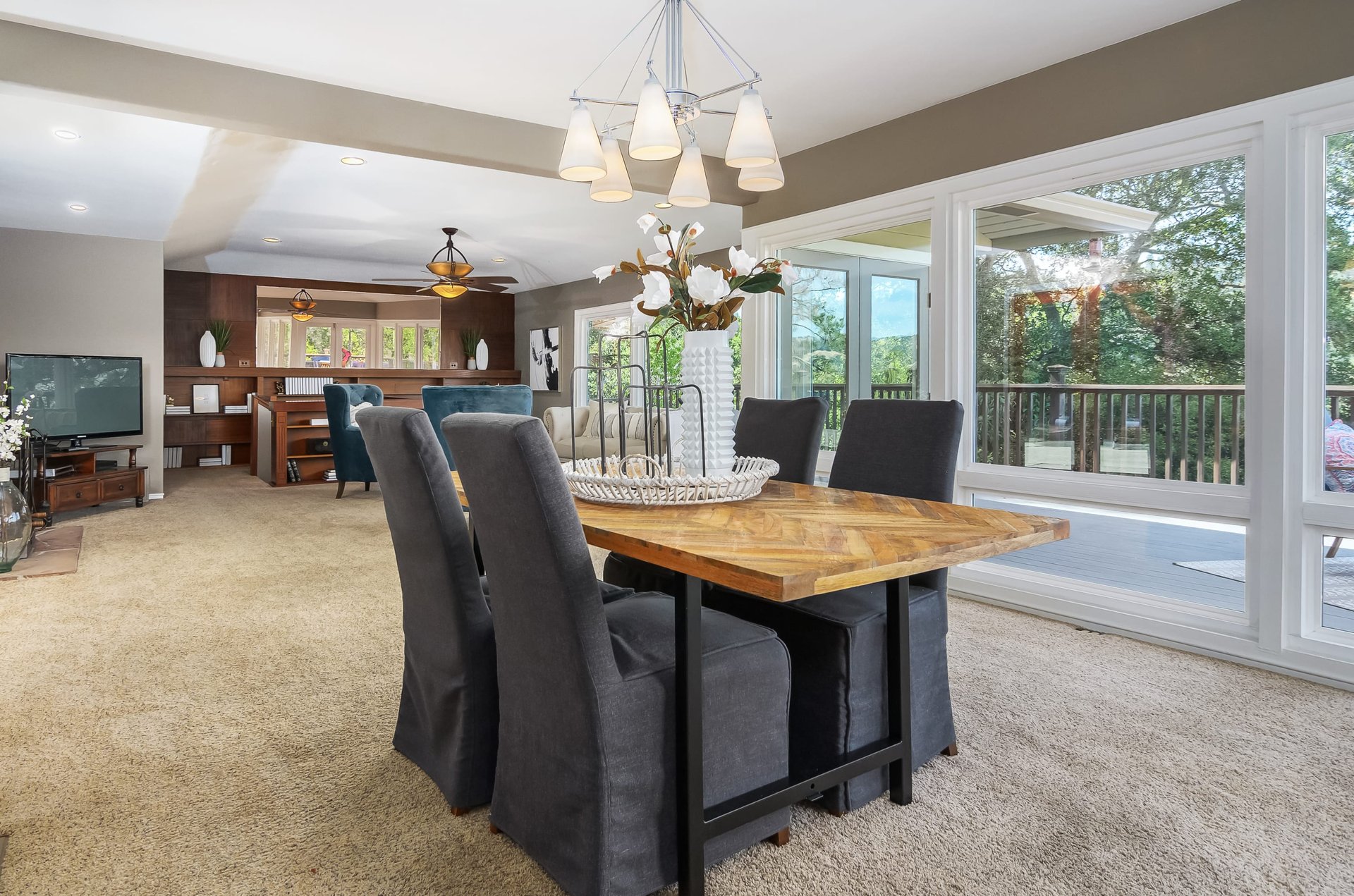 33 Crest Rd