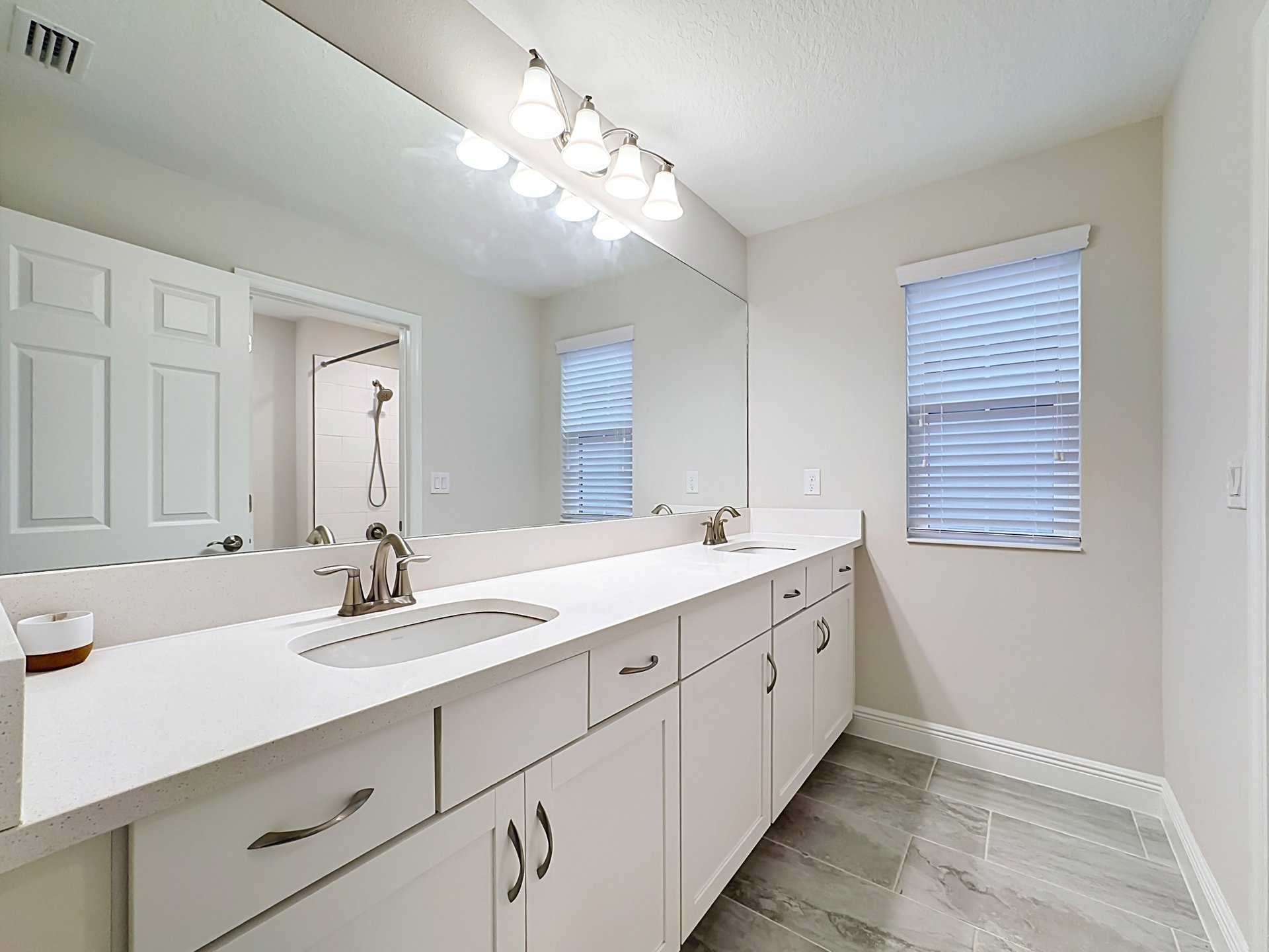 Move-In Ready Pelican in Hawkstone — No Builder Wait, $40K in Upgrades