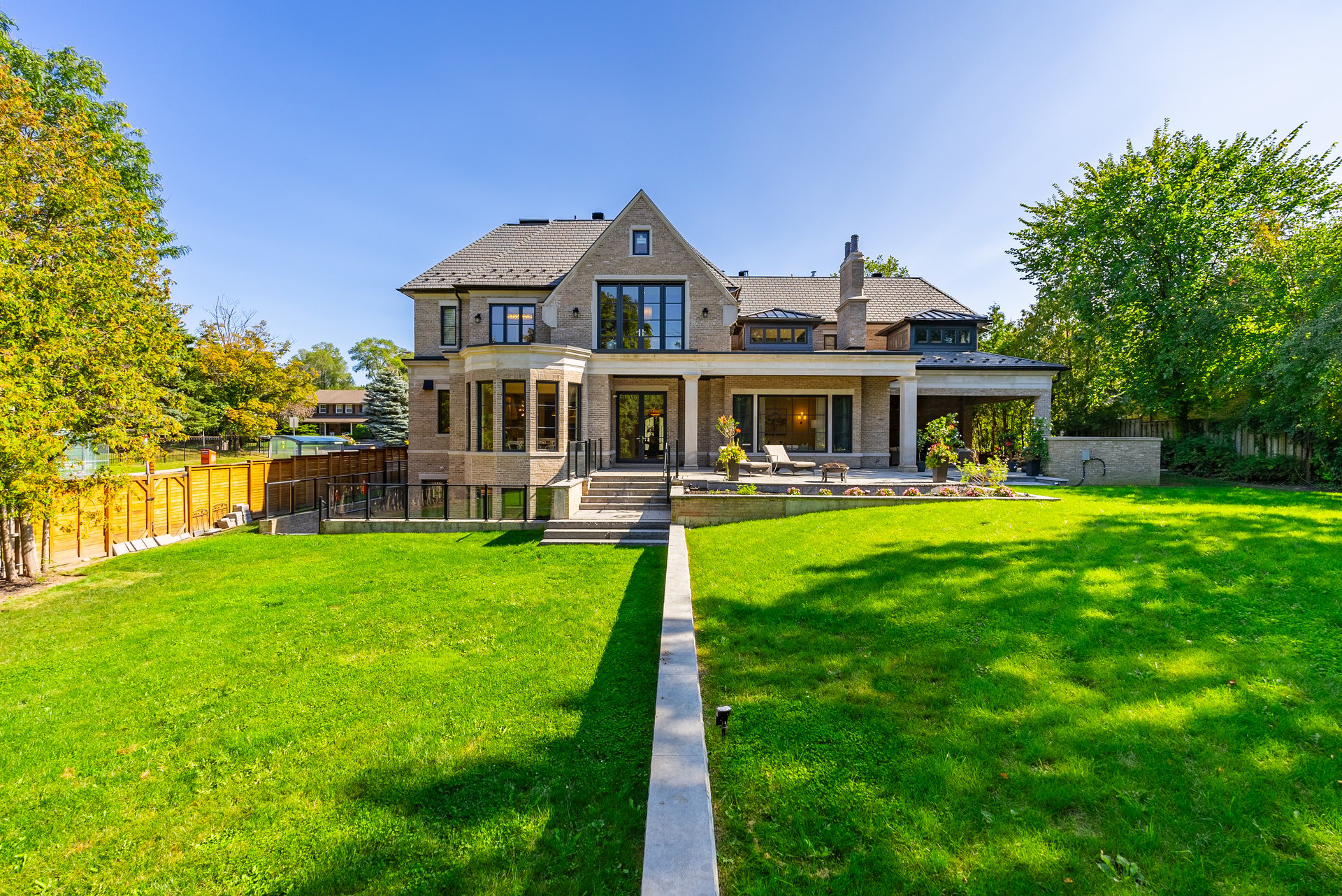 SOLD: Exceptional Architectural Masterpiece