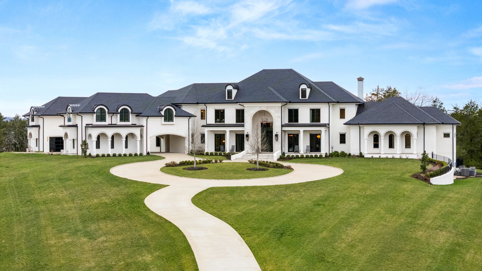 Hidden River Estate 