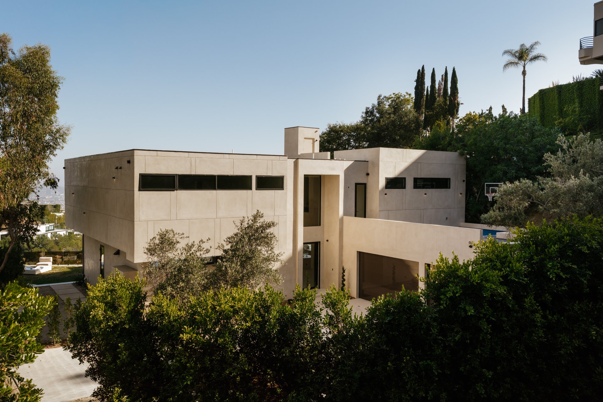 9262 Thrush Way, Hollywood Hills