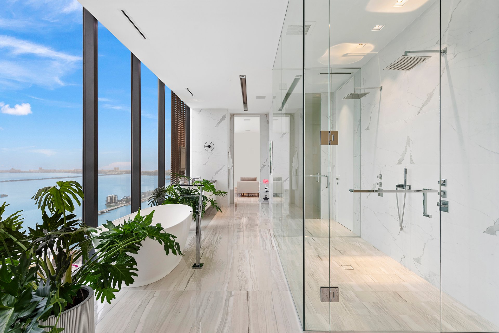 1000 Biscayne Blvd #5501
