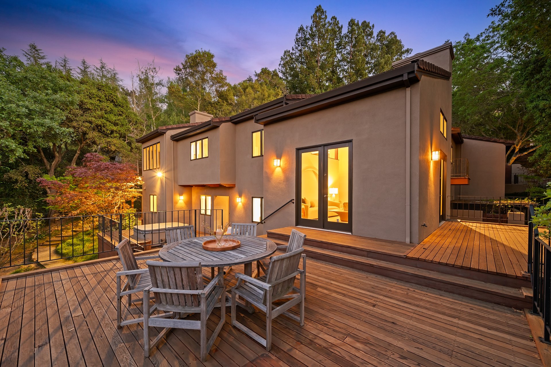 25 Wood Acres Ct