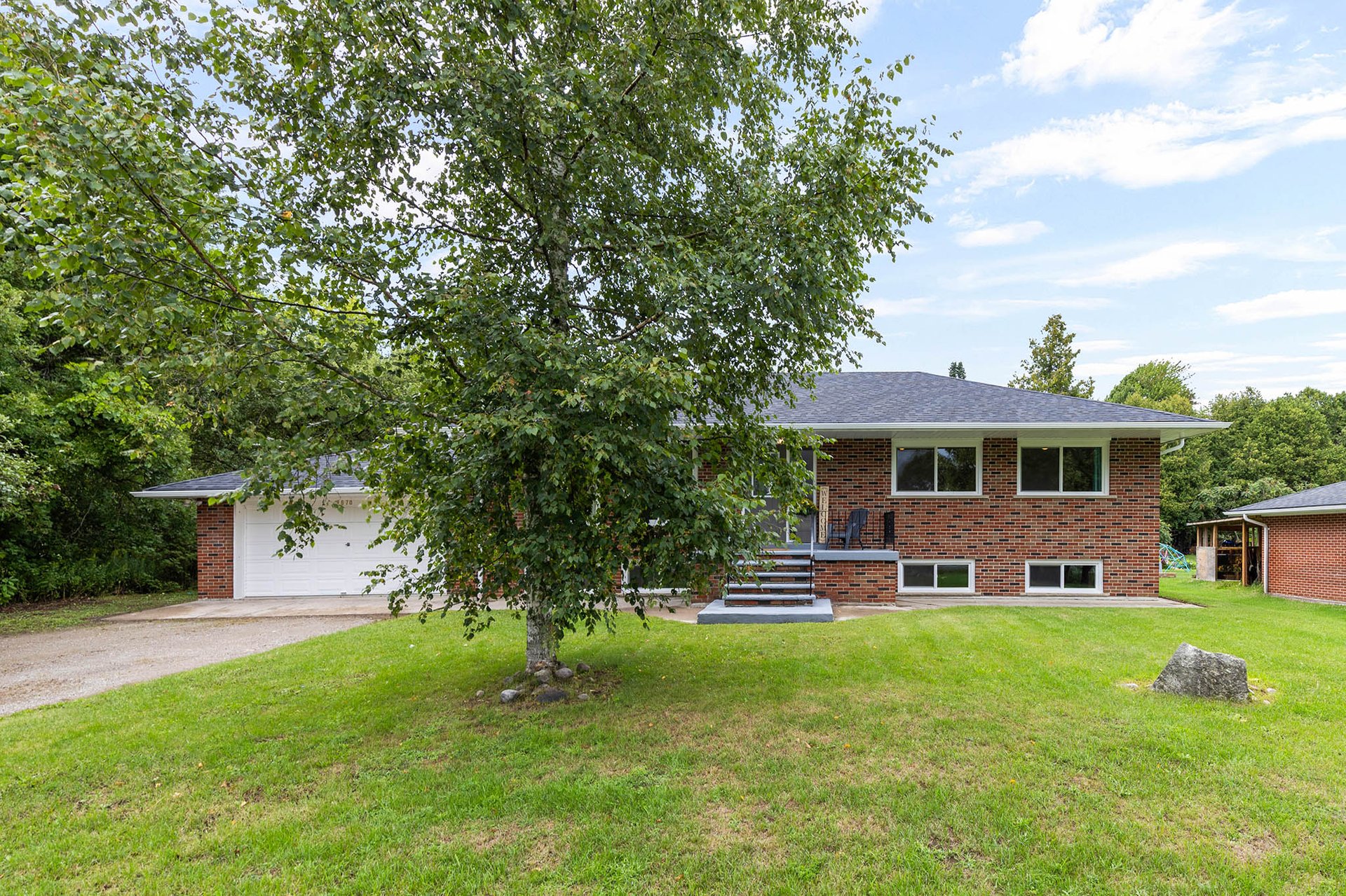 9670 Morning Glory Road, Pefferlaw