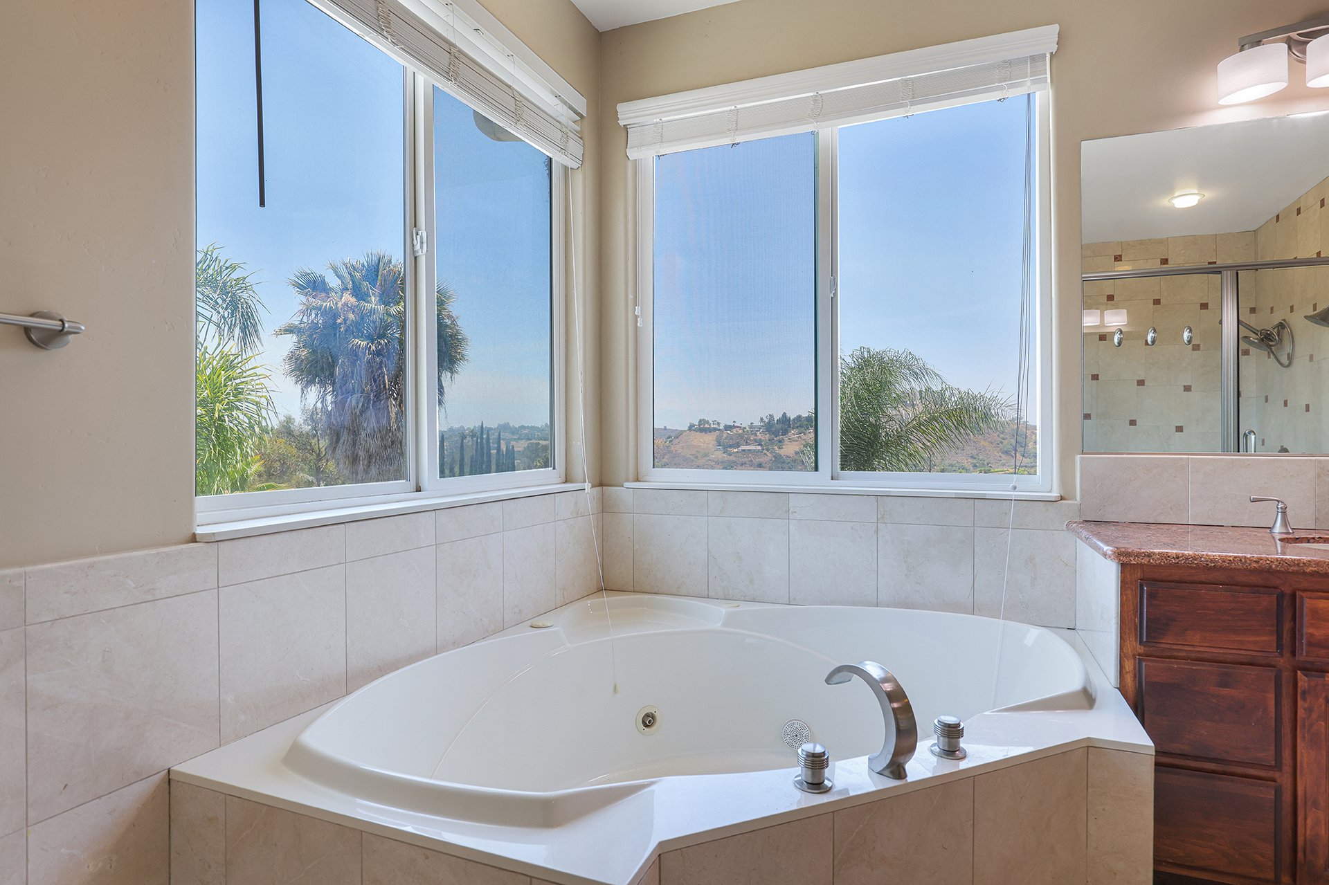 1303 Sycamore Heights