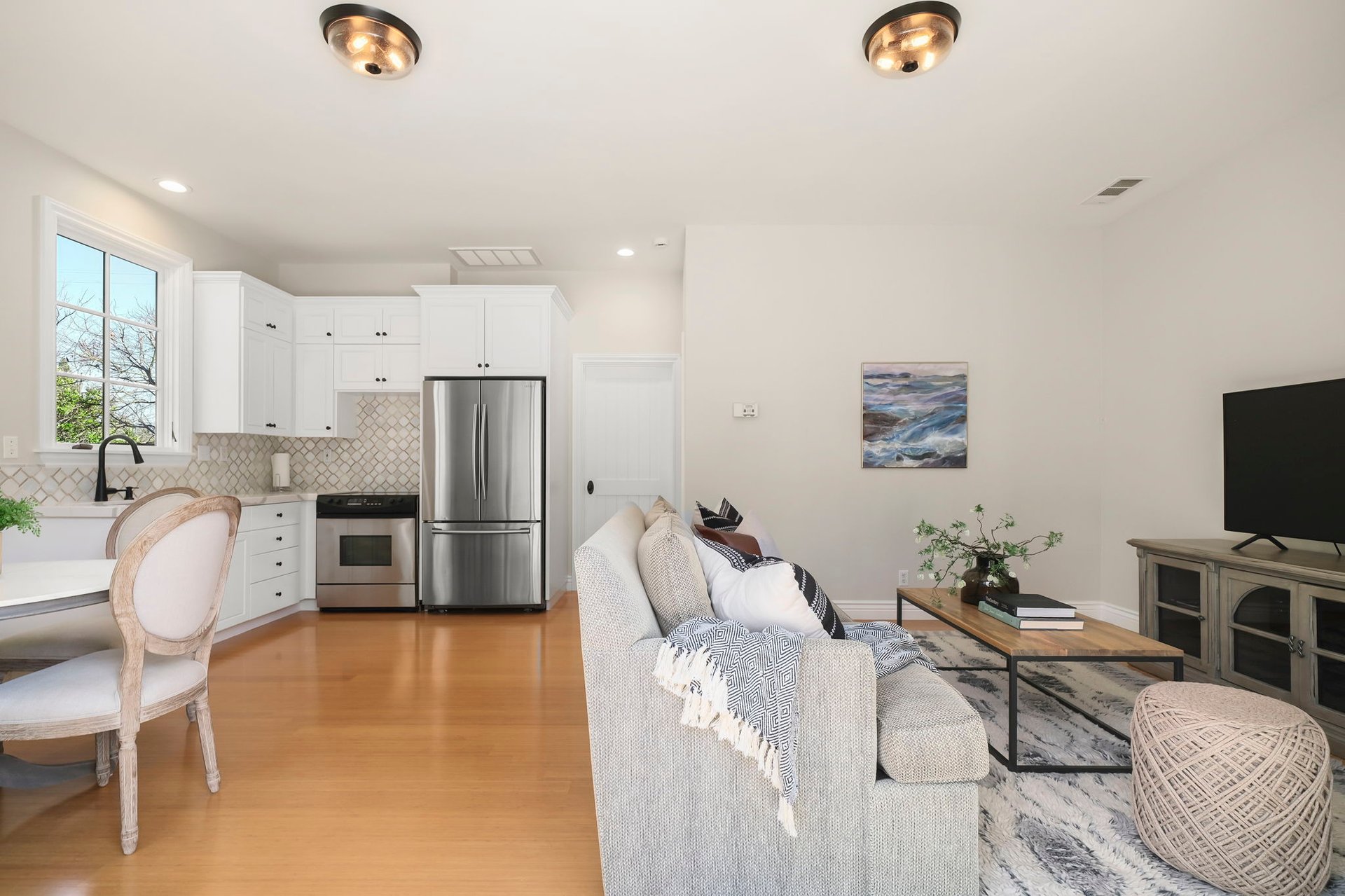 322 W Prospect Ave