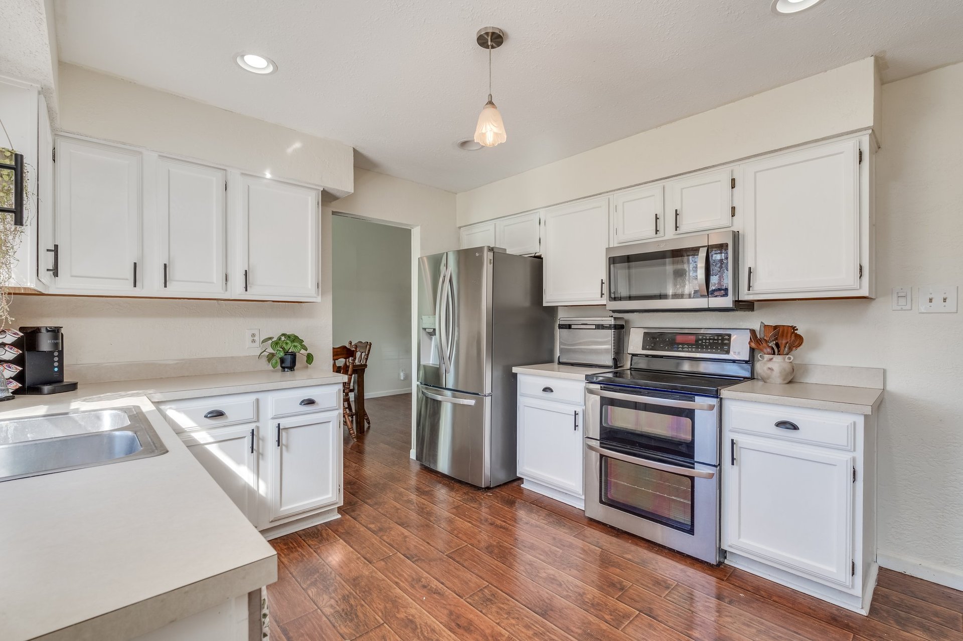 2735 Naples Drive