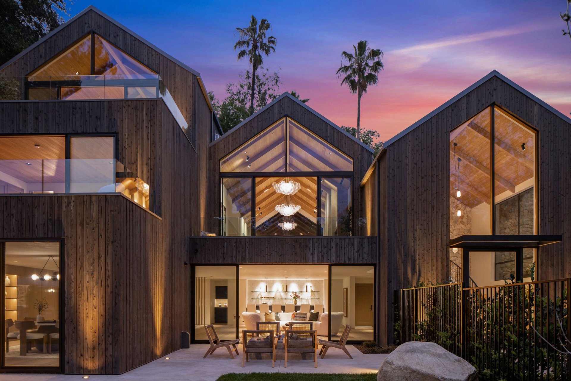 The Viewcrest Lodge in Studio City 