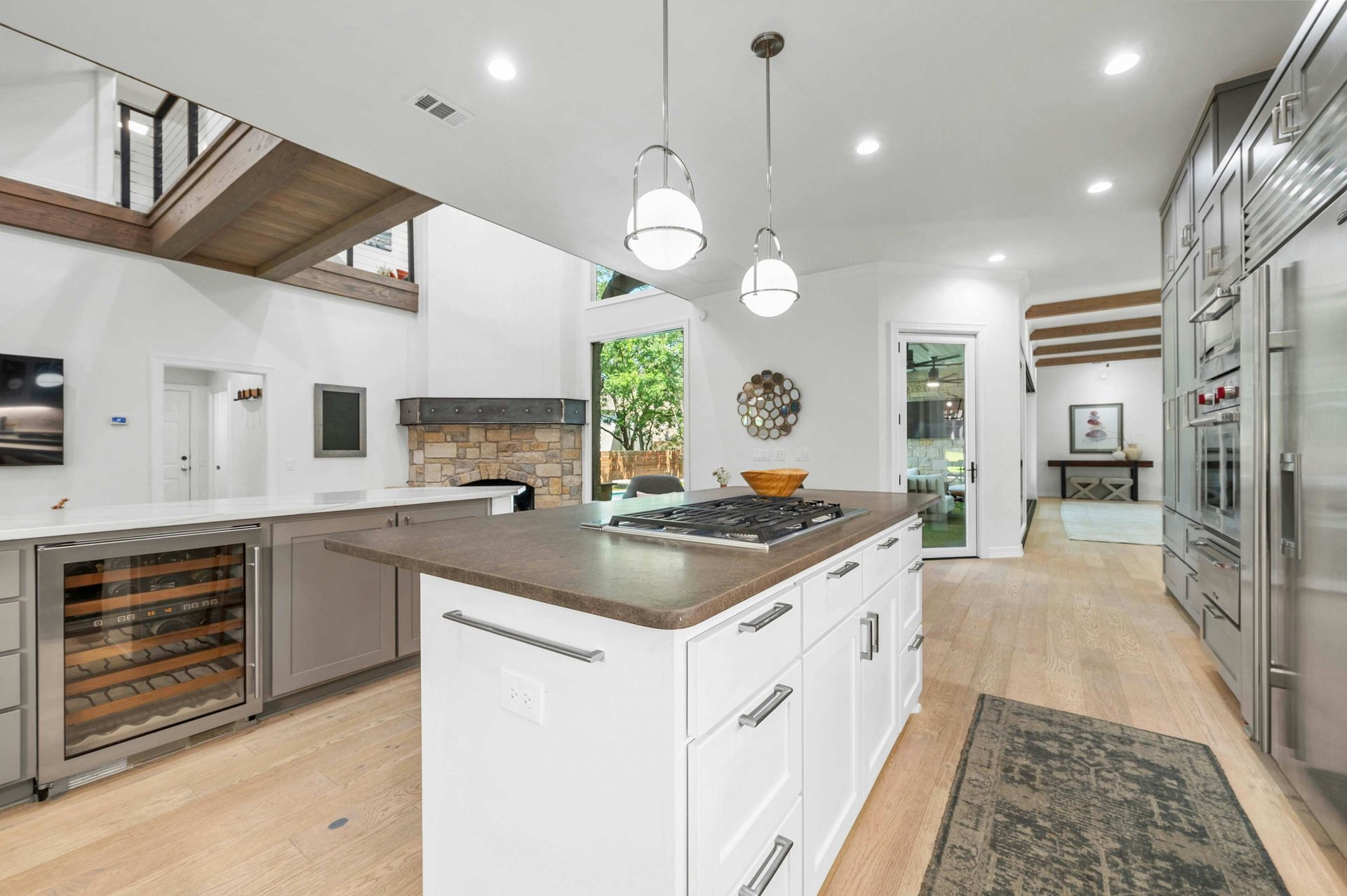 2928 Chatelaine Drive