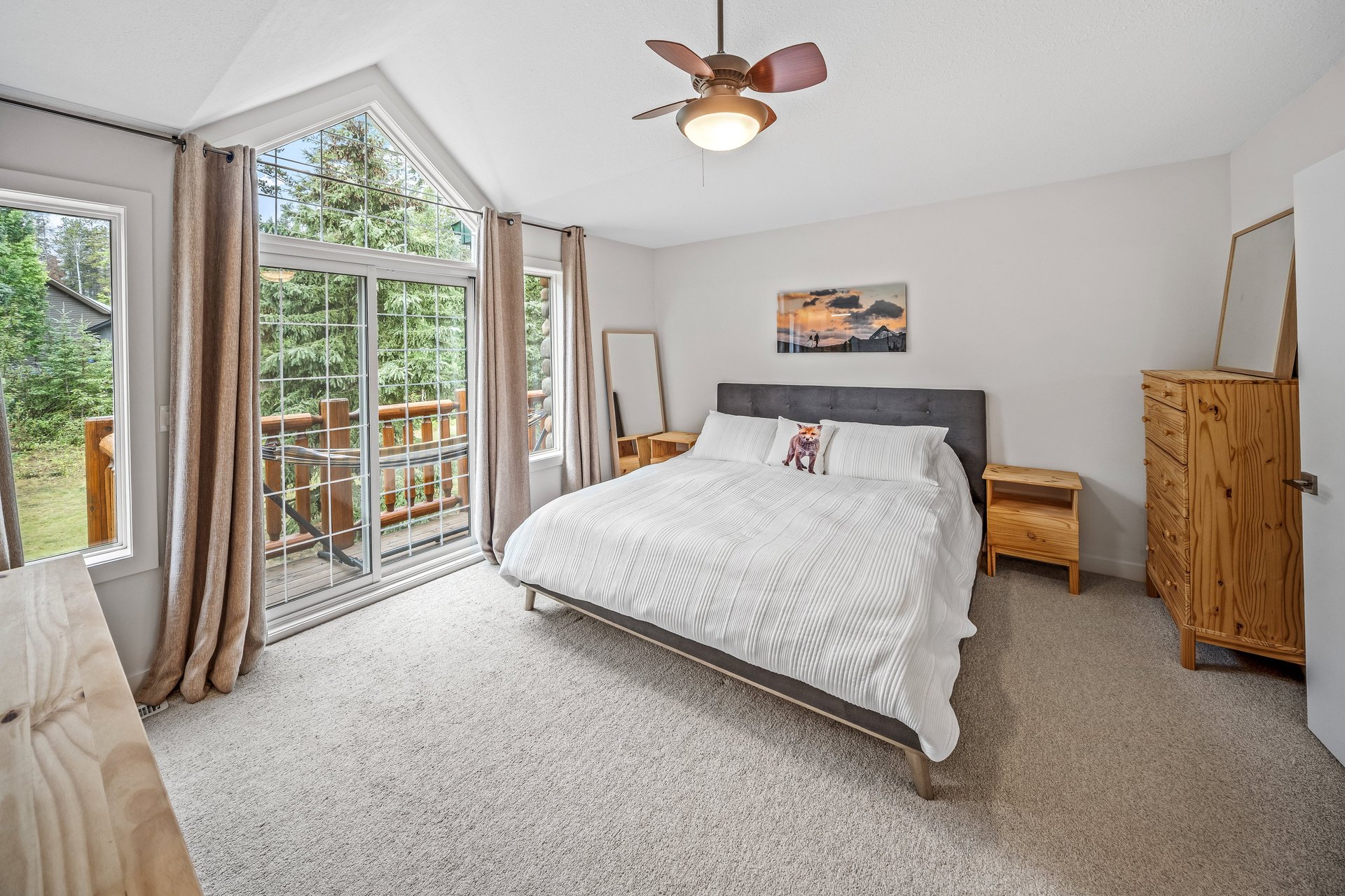1022 Rundleview Drive Unit: 27