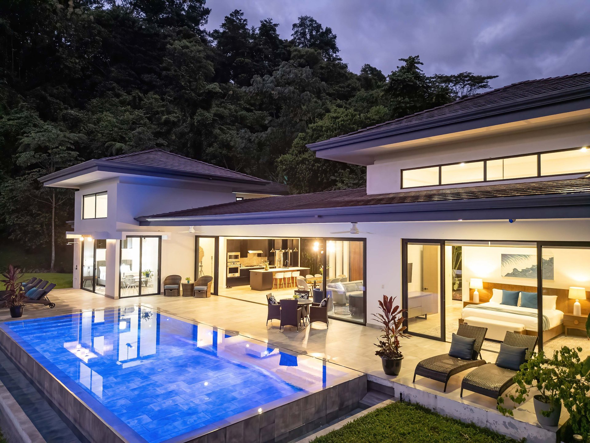 Elegant Estate with Pacific & Jungle Views in Ojochal