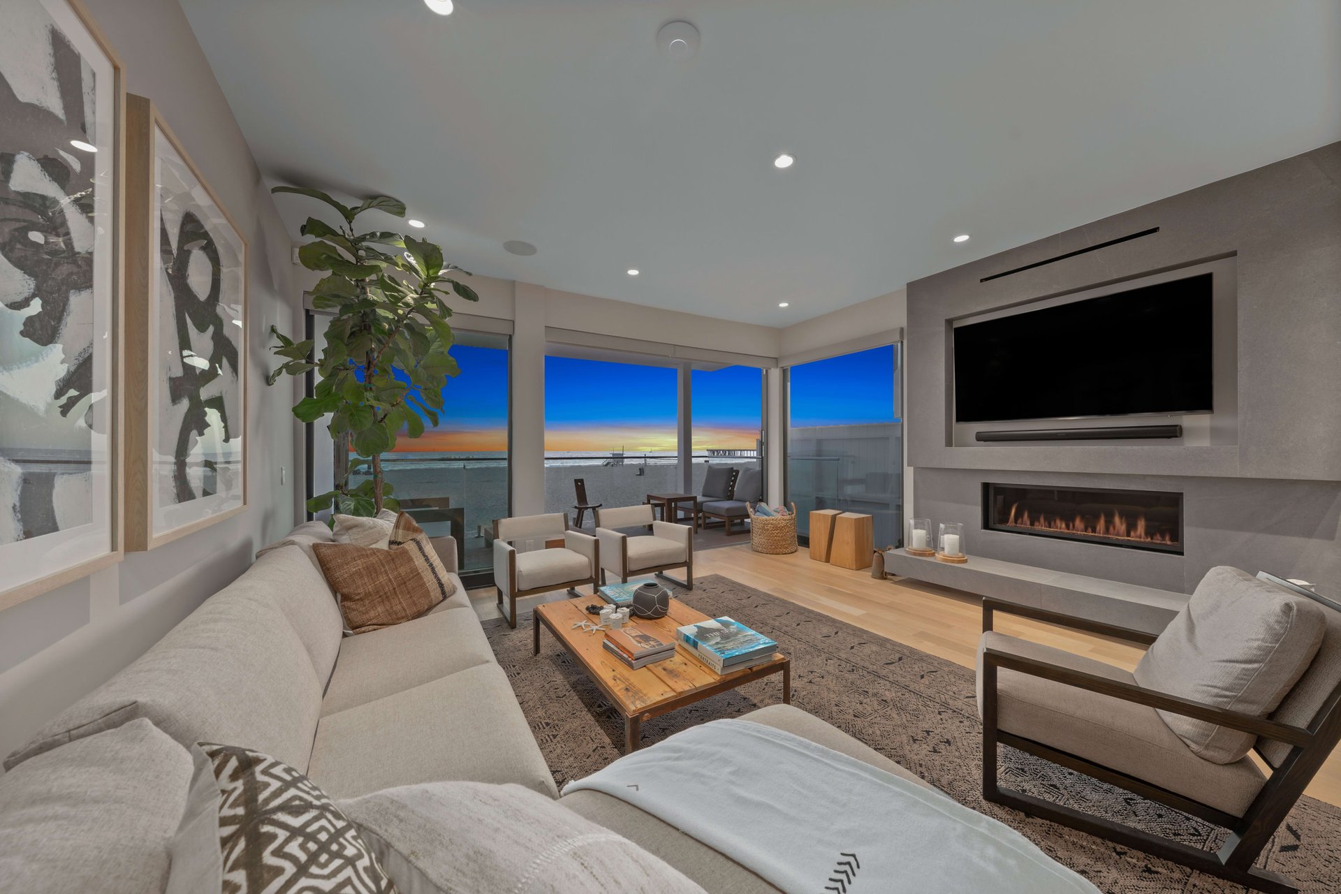 1 Eastwind Street #103, Marina Peninsula