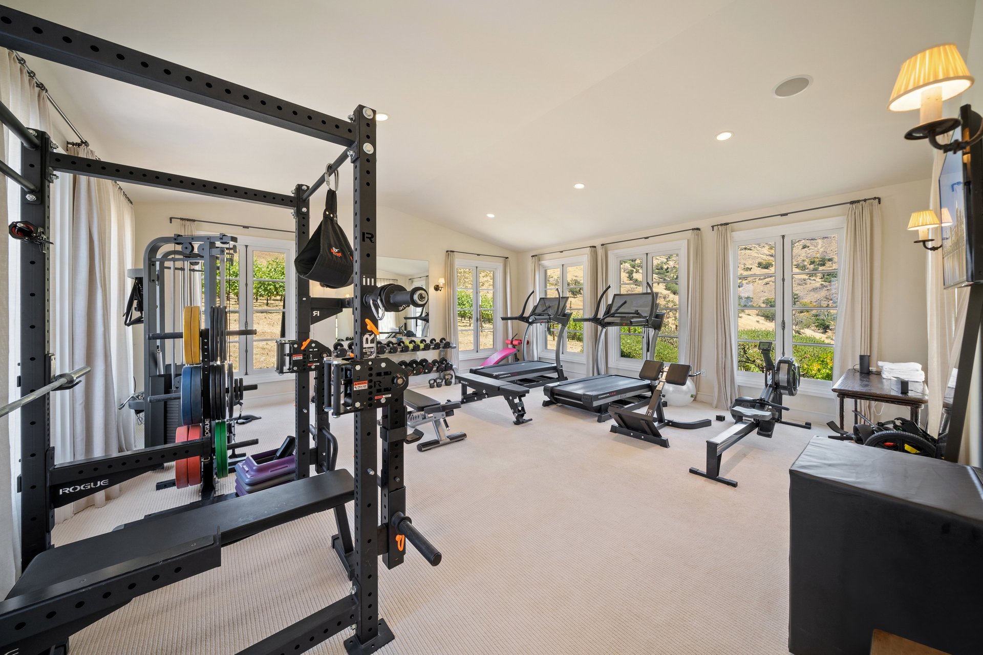 4 Winds Estate