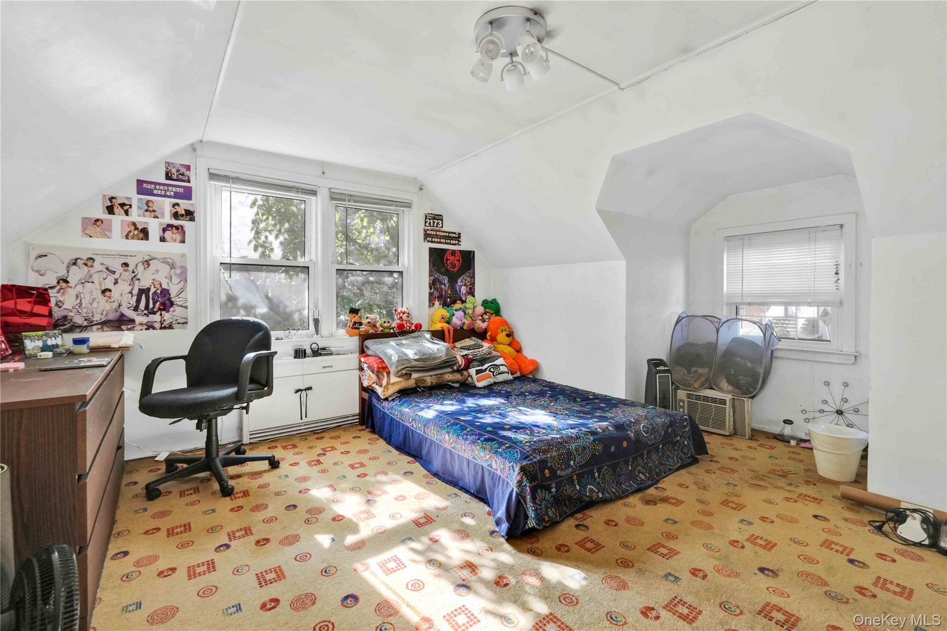 303 Nassau Blvd