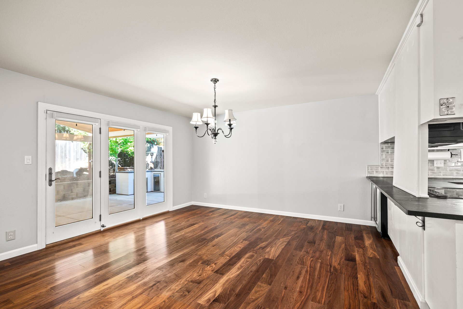 5021 Waterbury Way