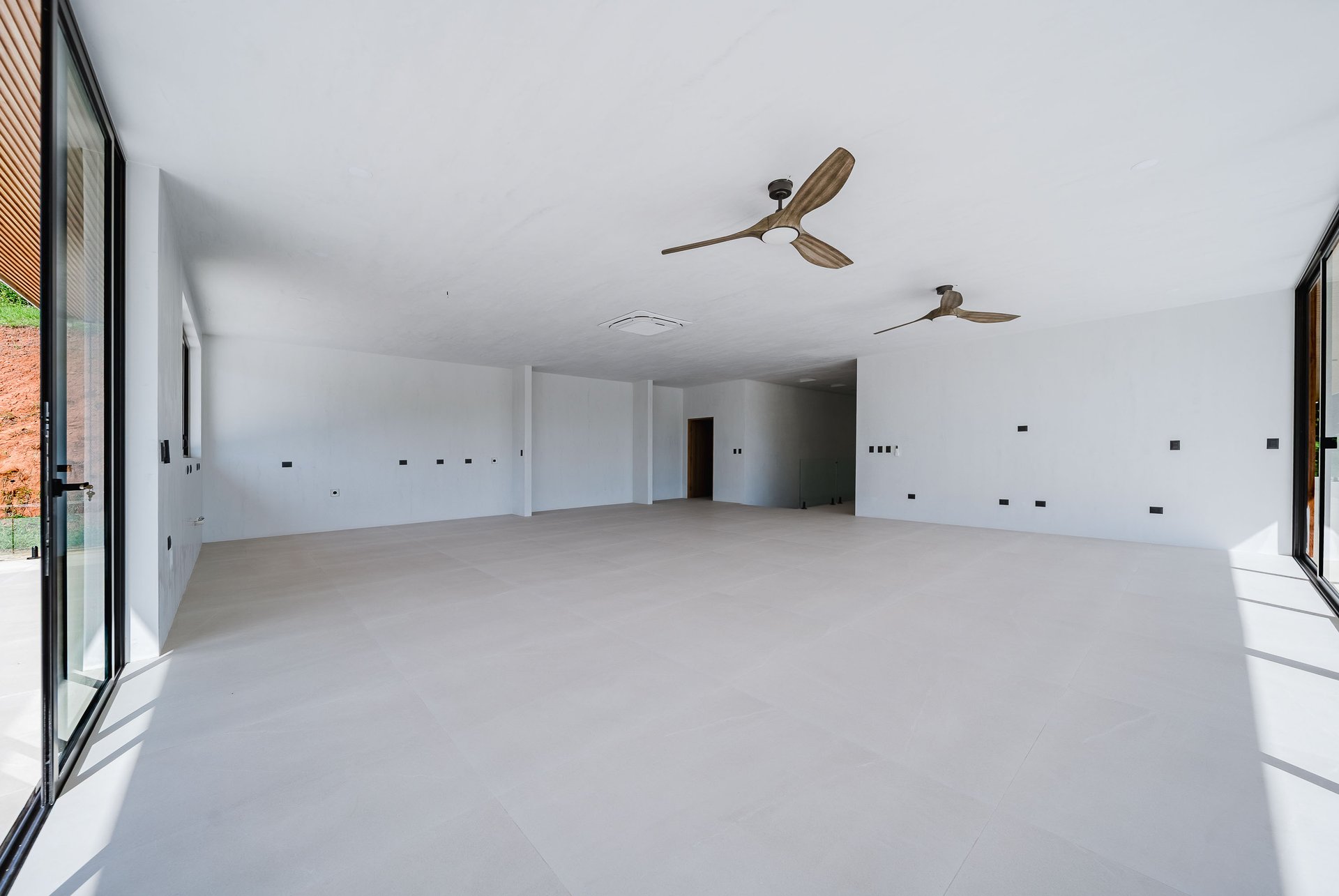 Finca Tranquila Brand New Luxury Residence