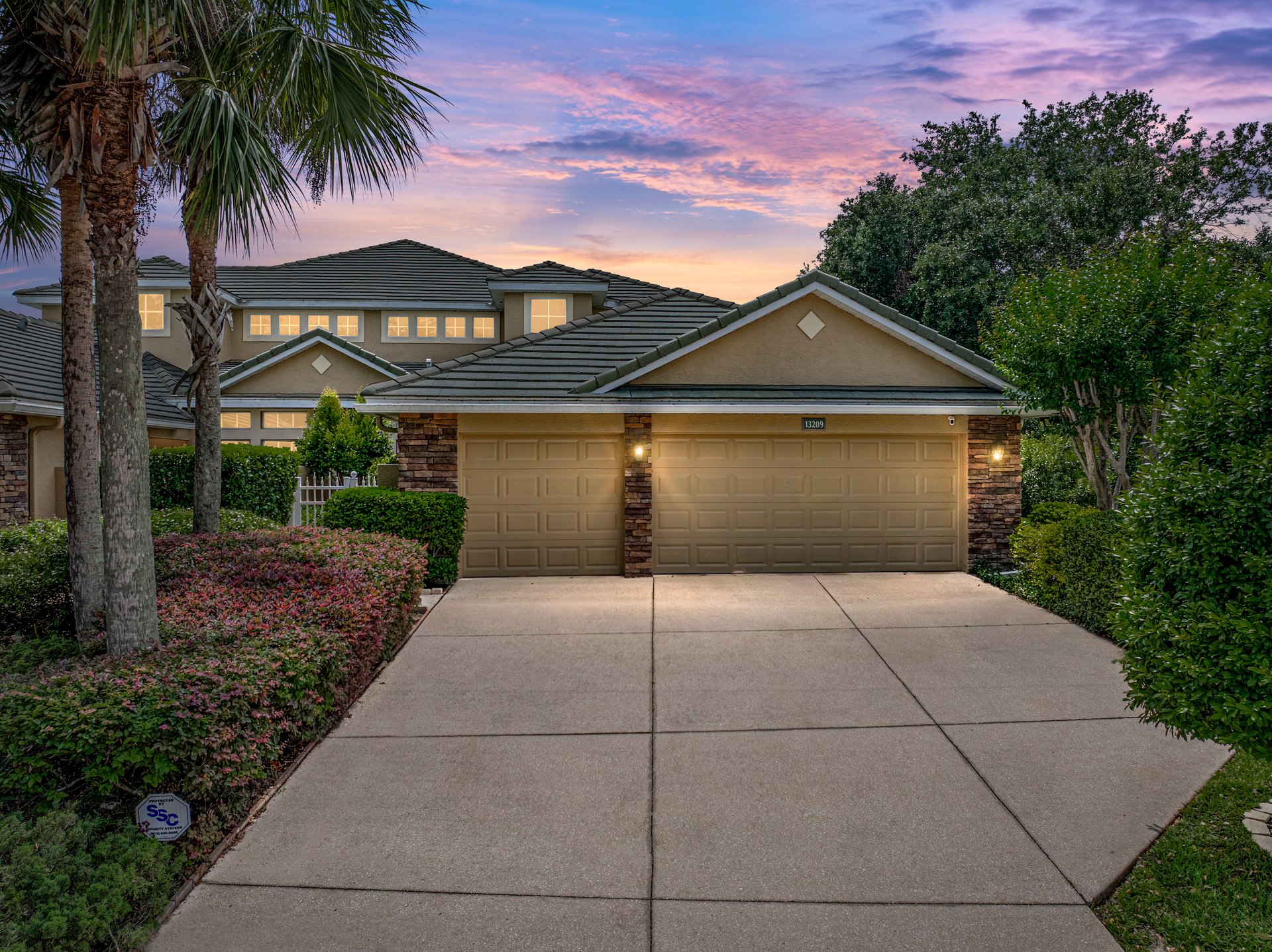 13209 PALMILLA CIR