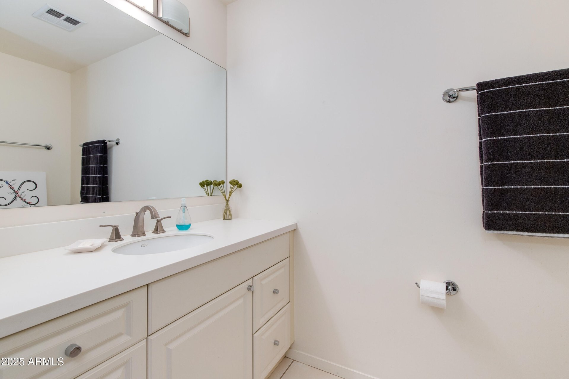 7137 E Rancho Vista Dr, #3003