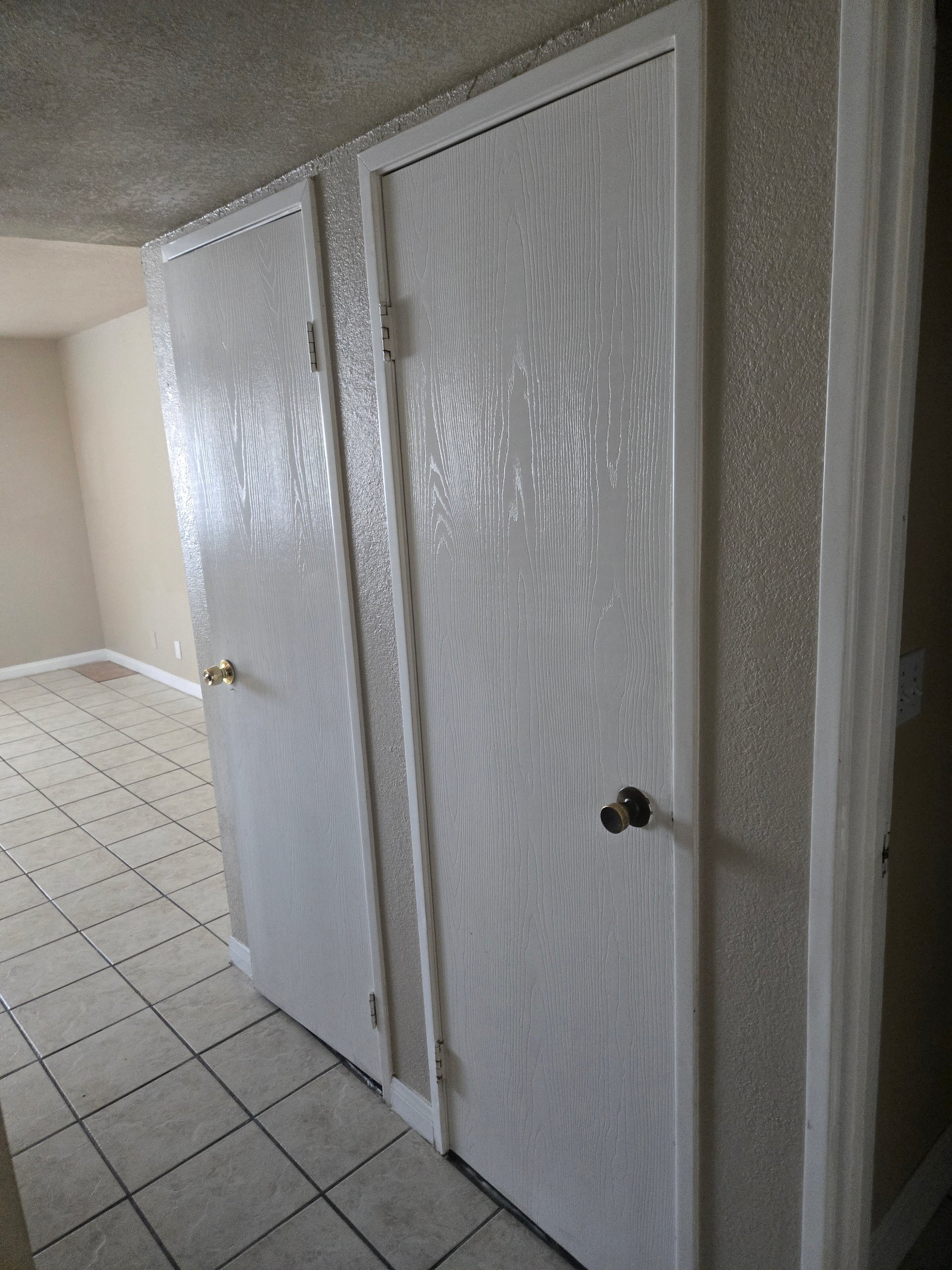 33 Gold Bar Court #D, Las Vegas, NV 89110