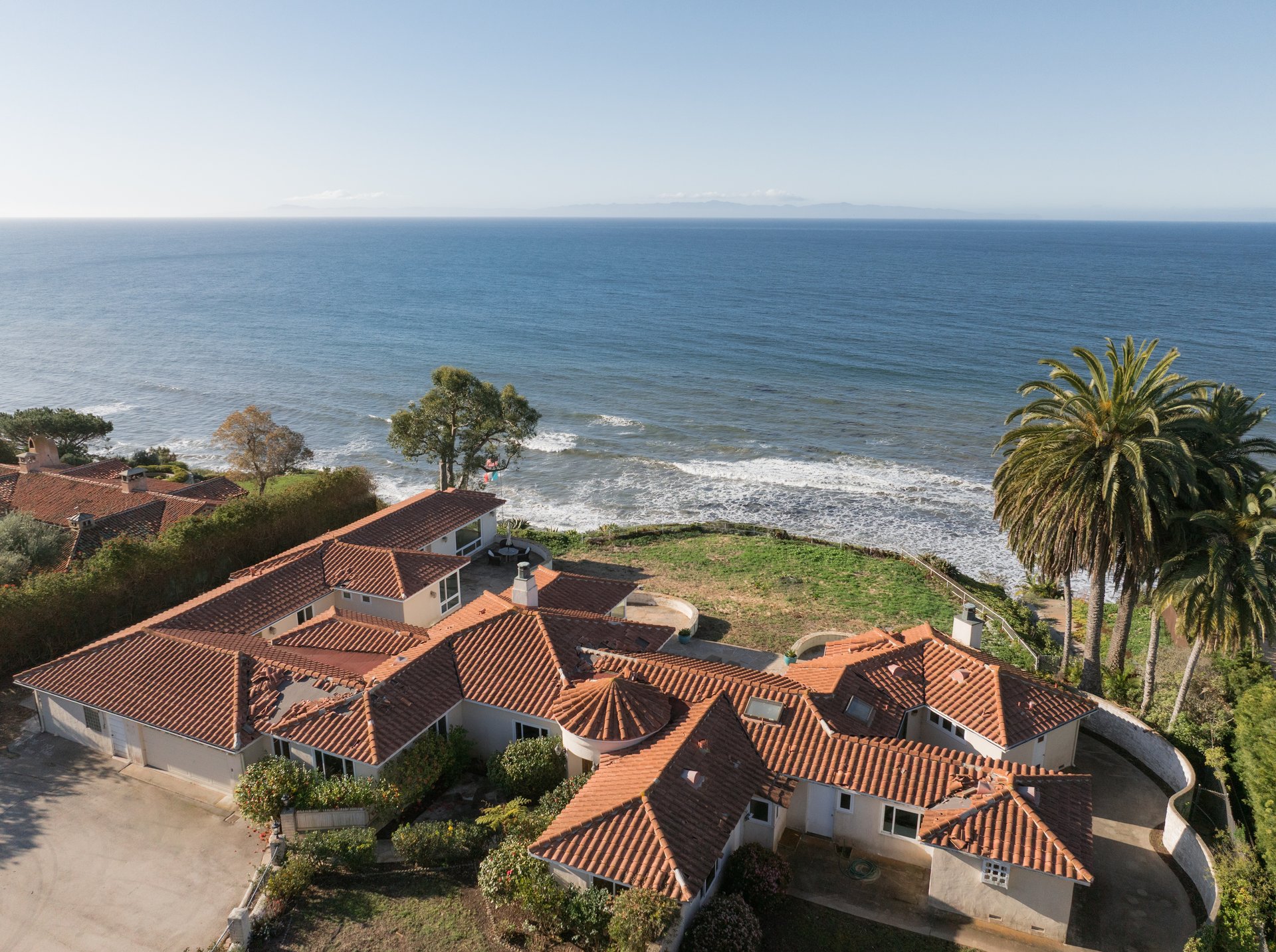 Rare Oceanfront Sanctuary