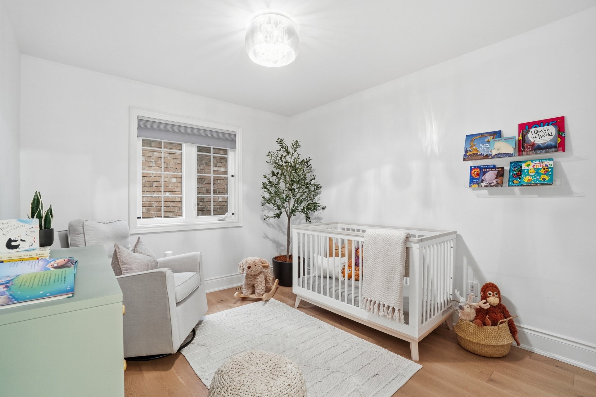 2 Glengordon Cres, Markham Ontario