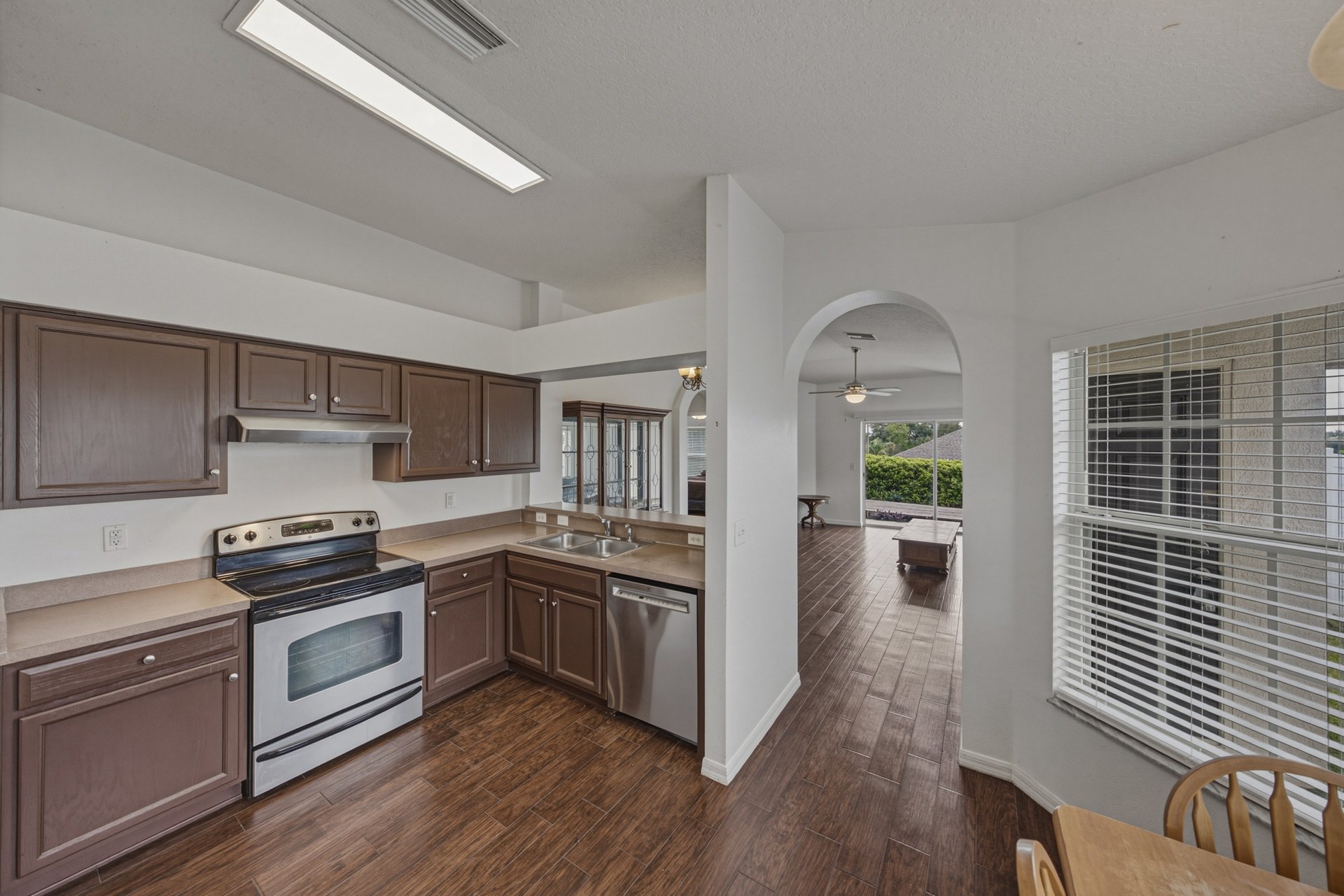 7552 JENO ST