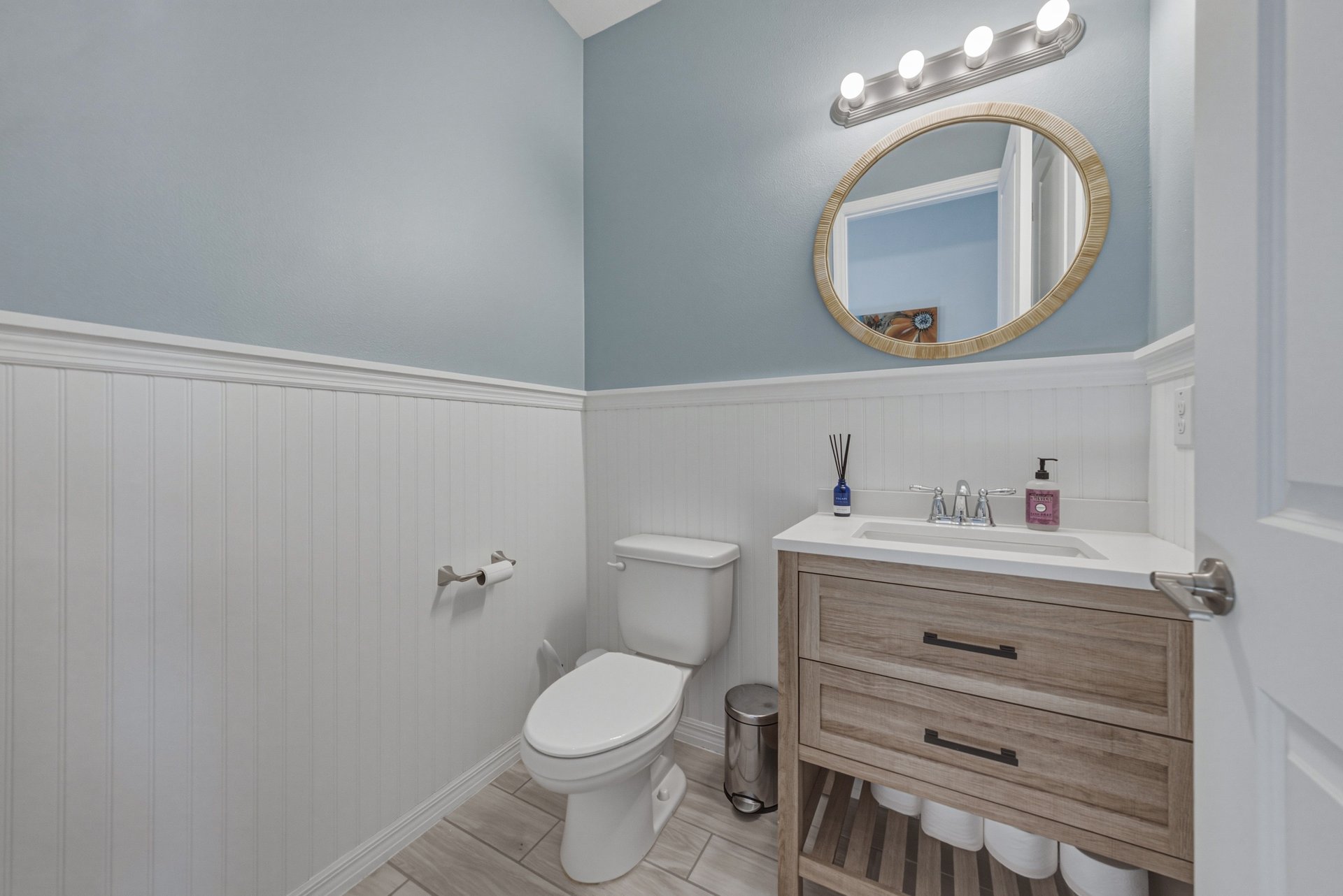 6978 BRADBURY CIR