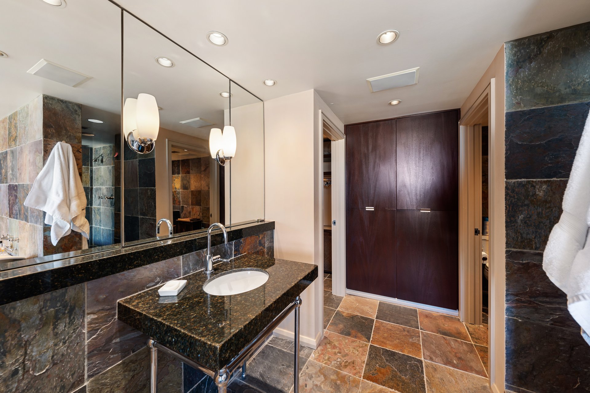 2220 Avenue Of The Stars Unit: 2304-2305