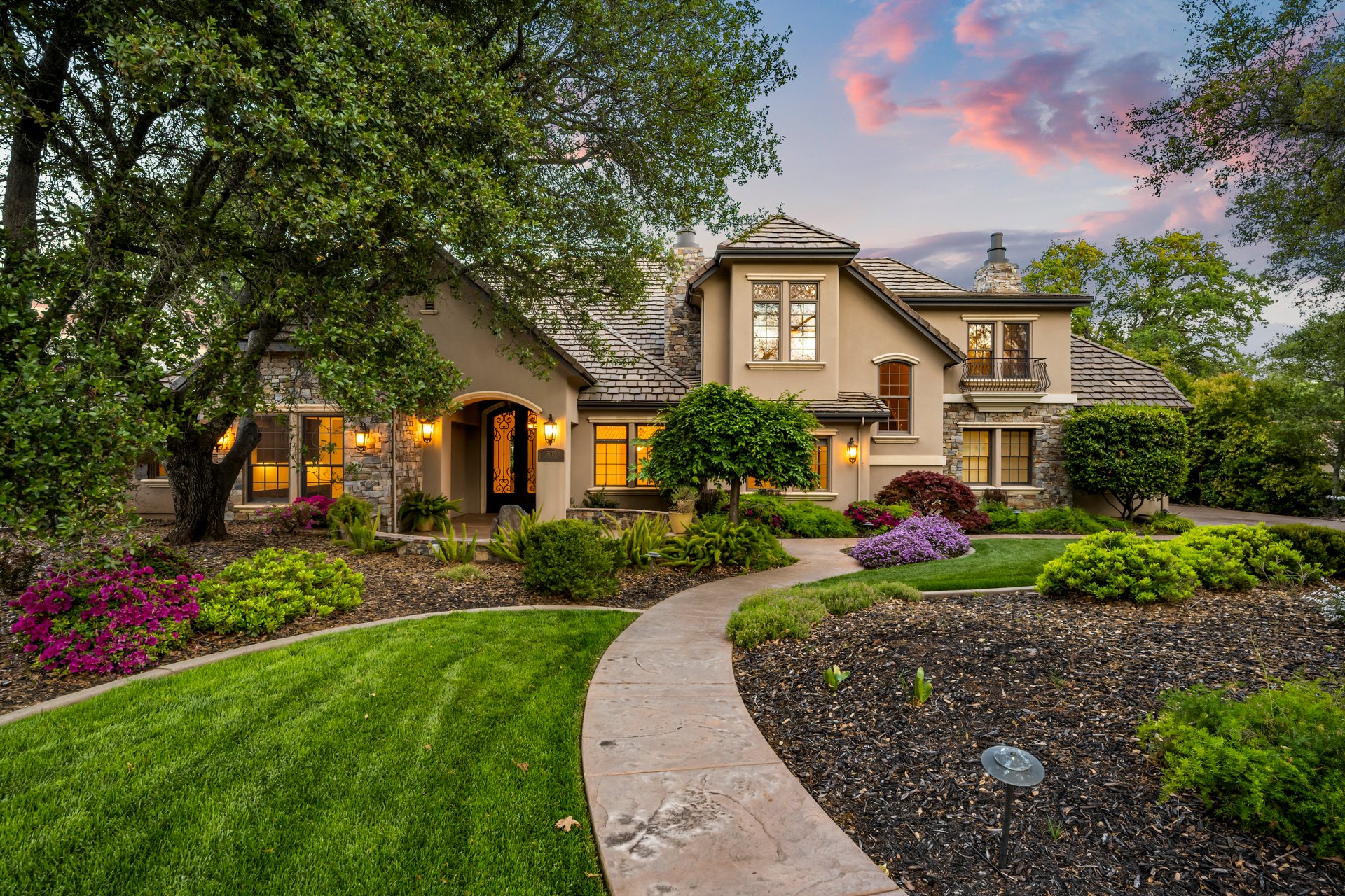 3019 Courbet Way