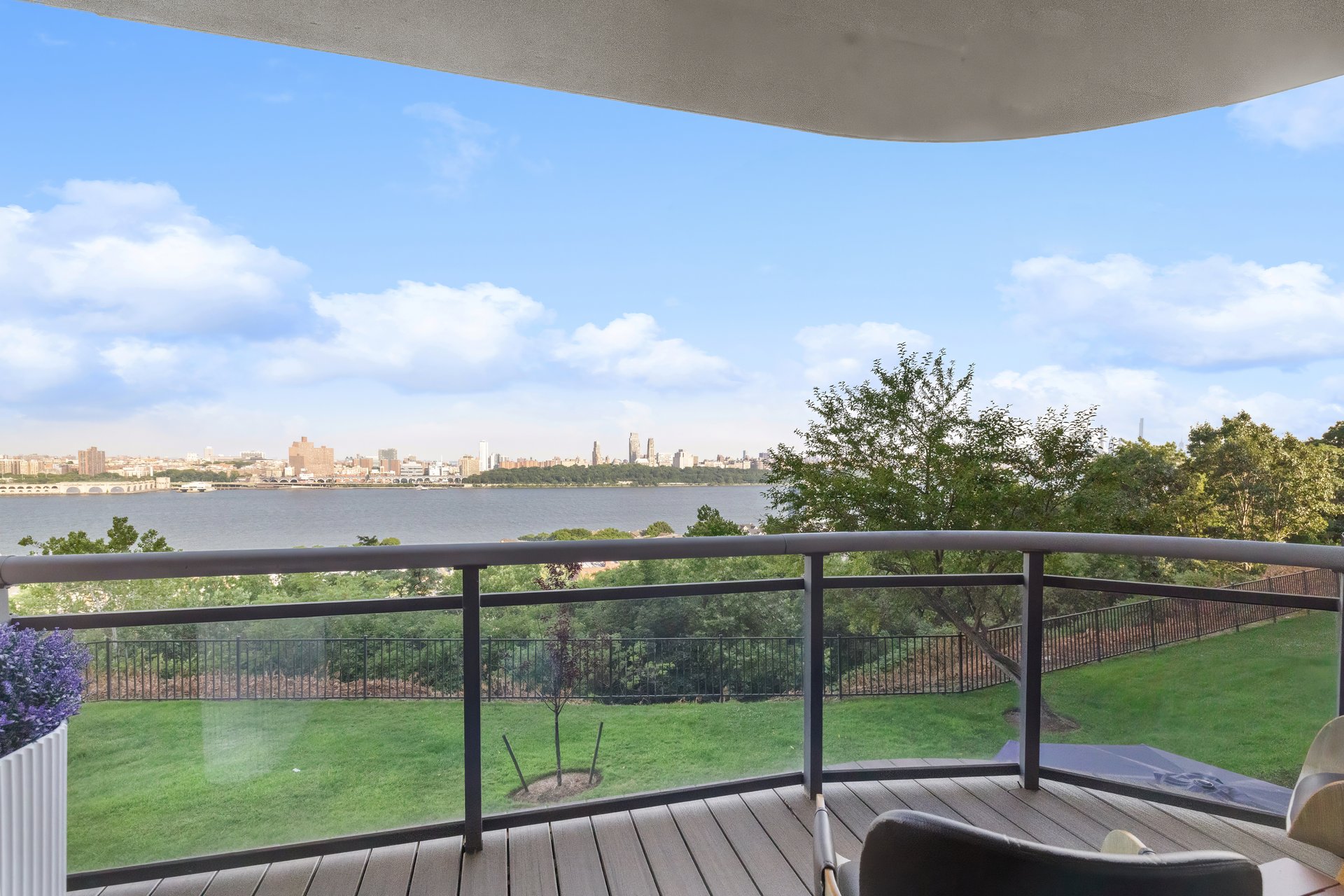 100 Carlyle Drive VG6
