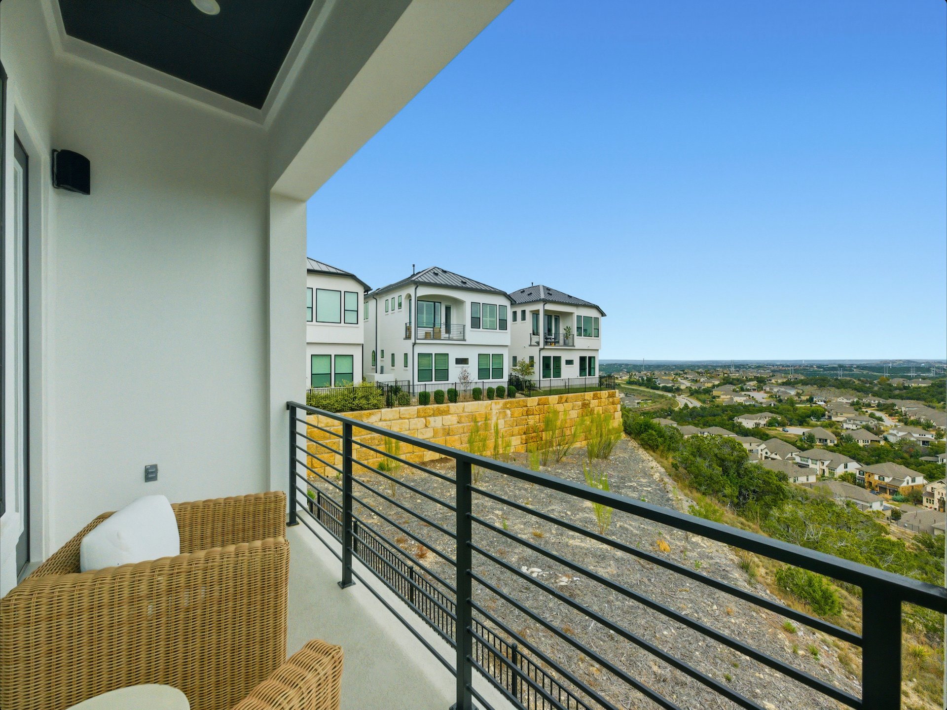 9 Doverland DR