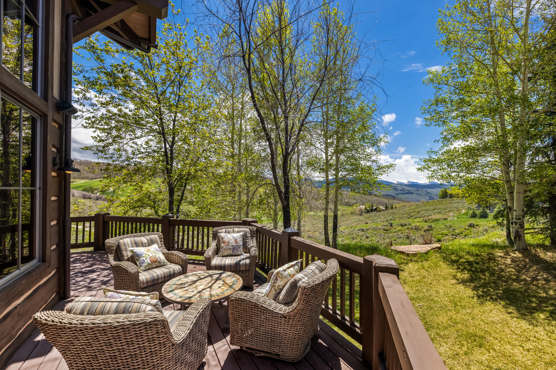 1092 The Summit Trail