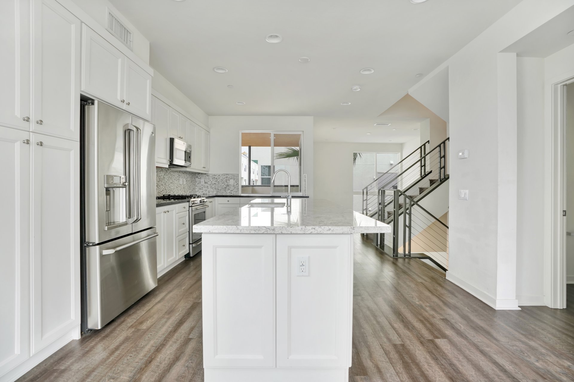 1688 Shoreline Way