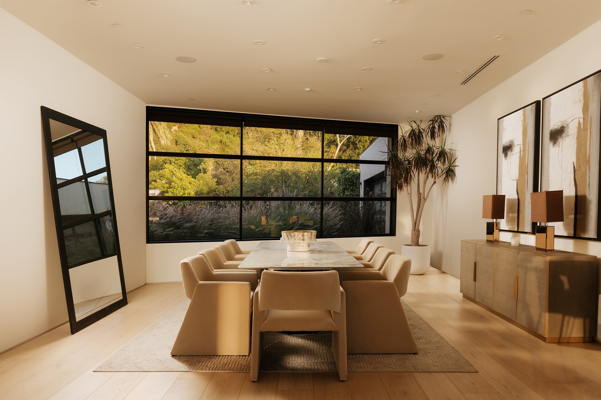 455 Castle Pl, Beverly Hills