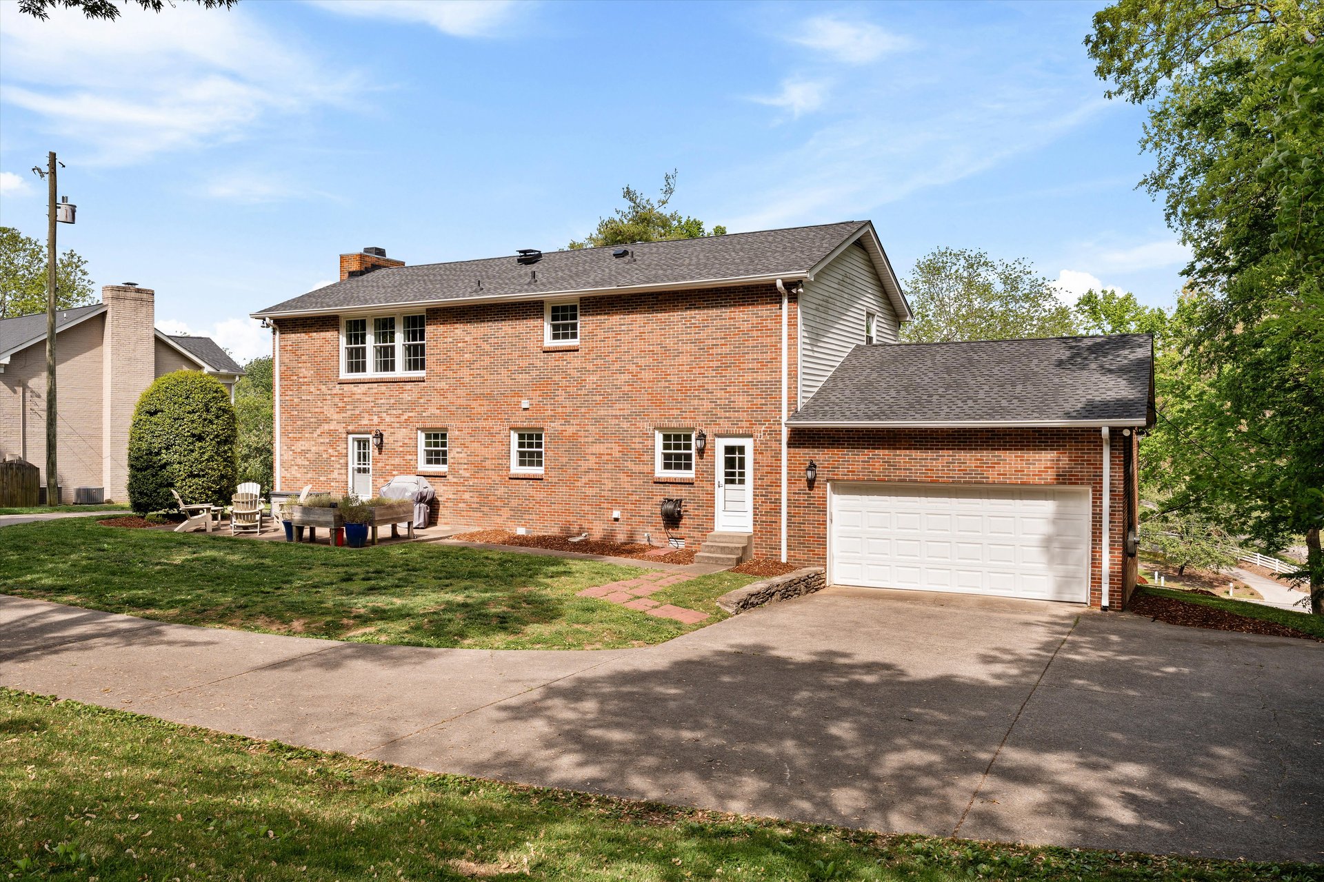 701 Edmondson Pike