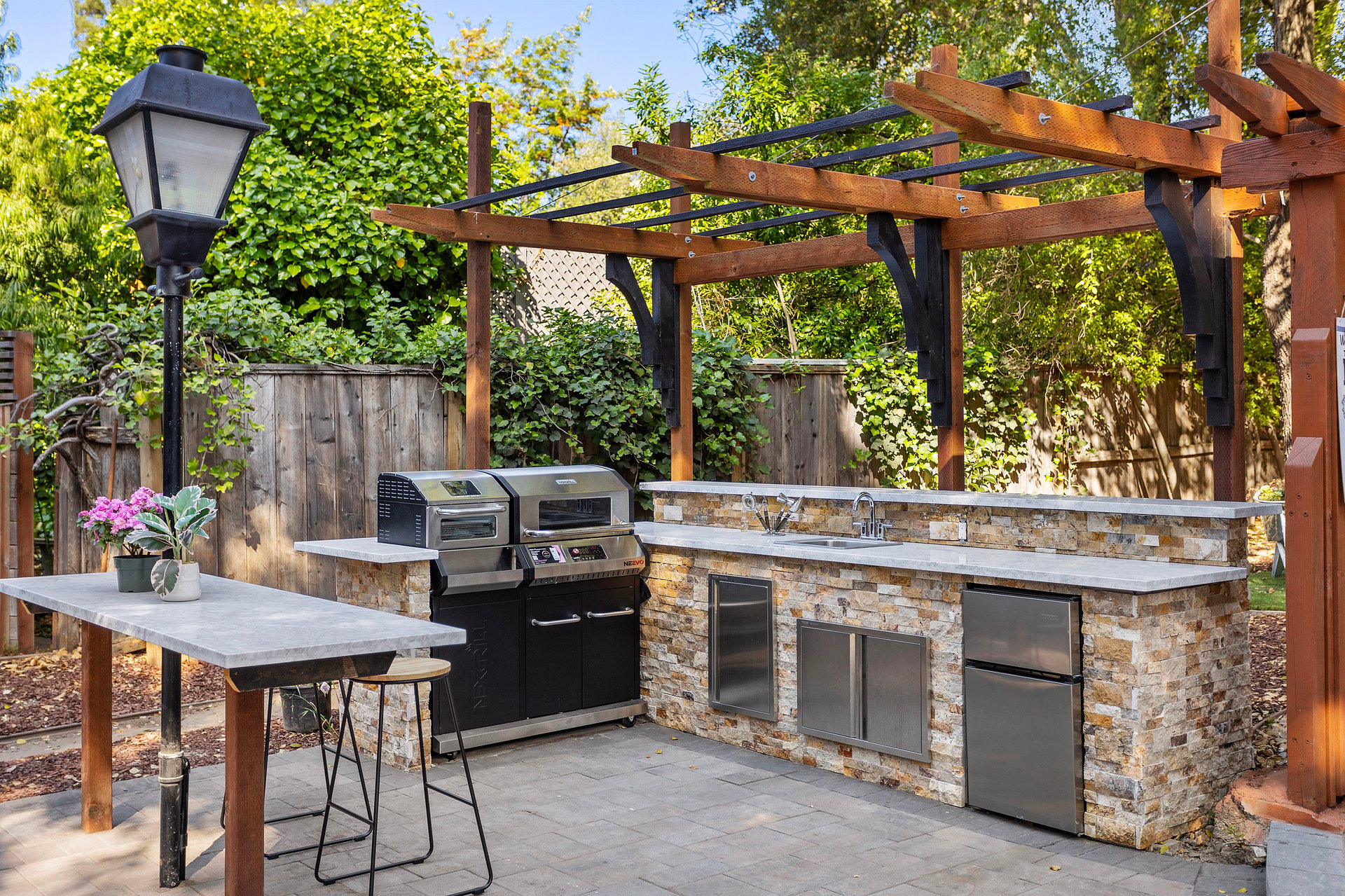 14275 Saratoga Avenue, Saratoga