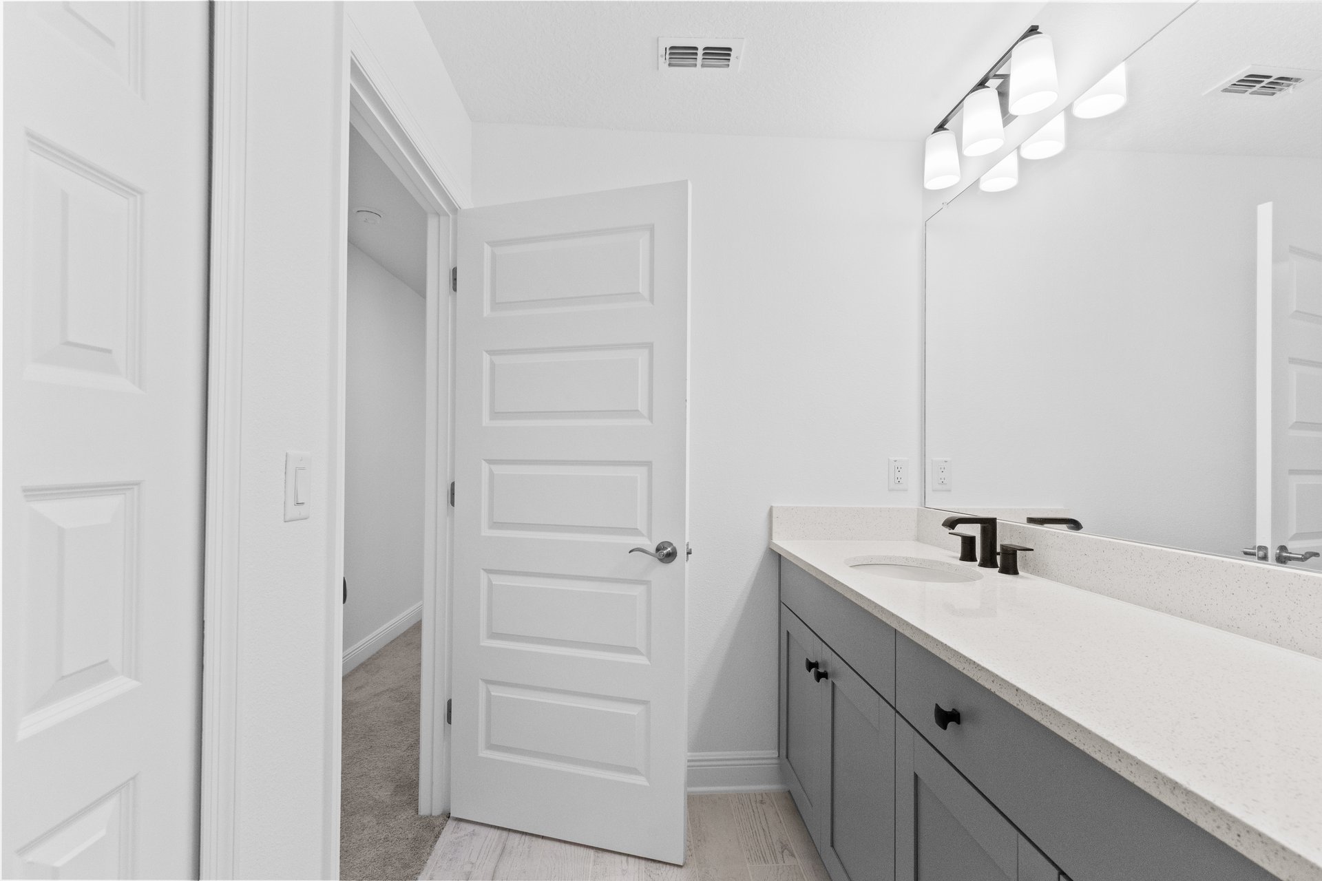 7421 Notched Pine Bend