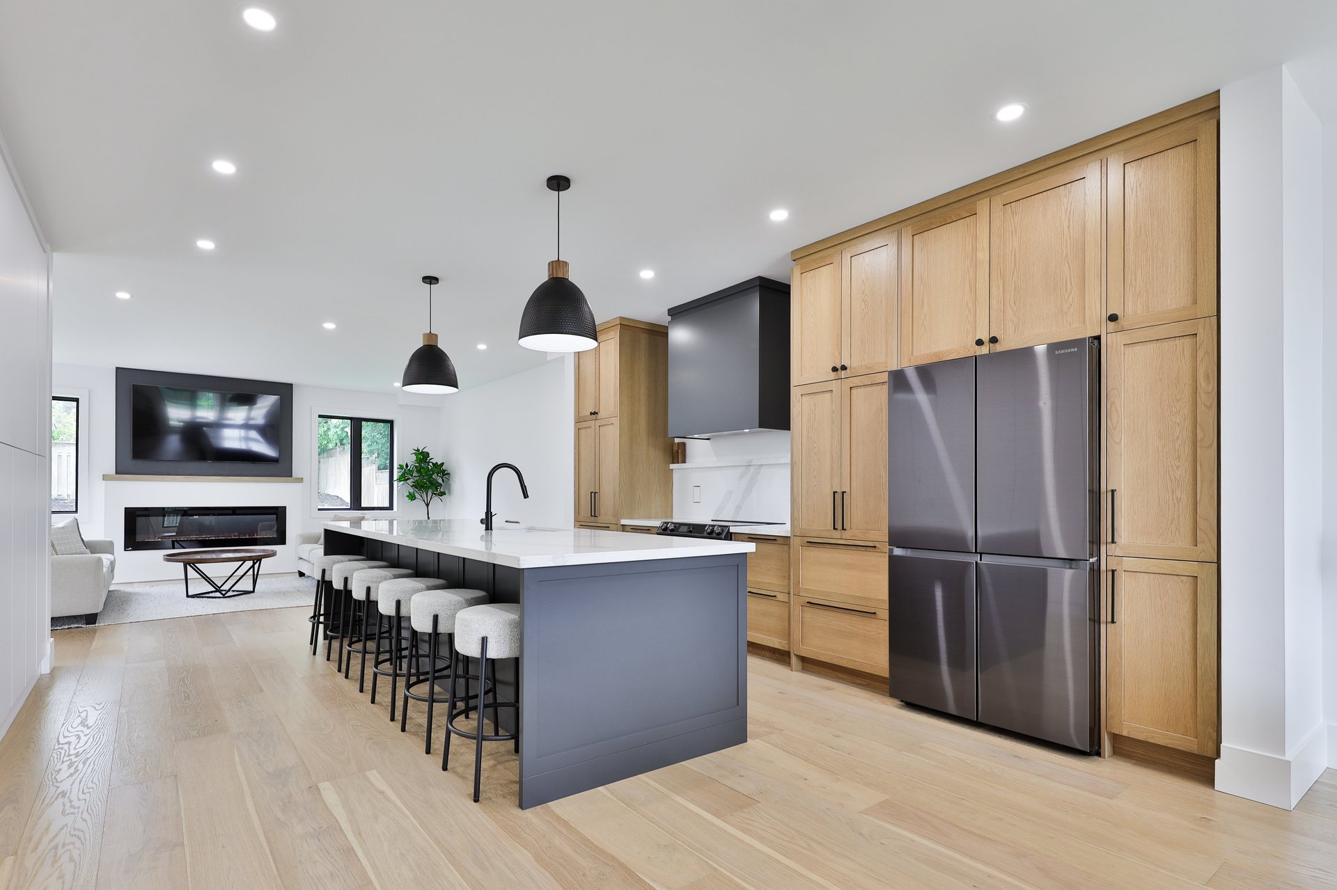 1506 Newlands Crescent, Burlington