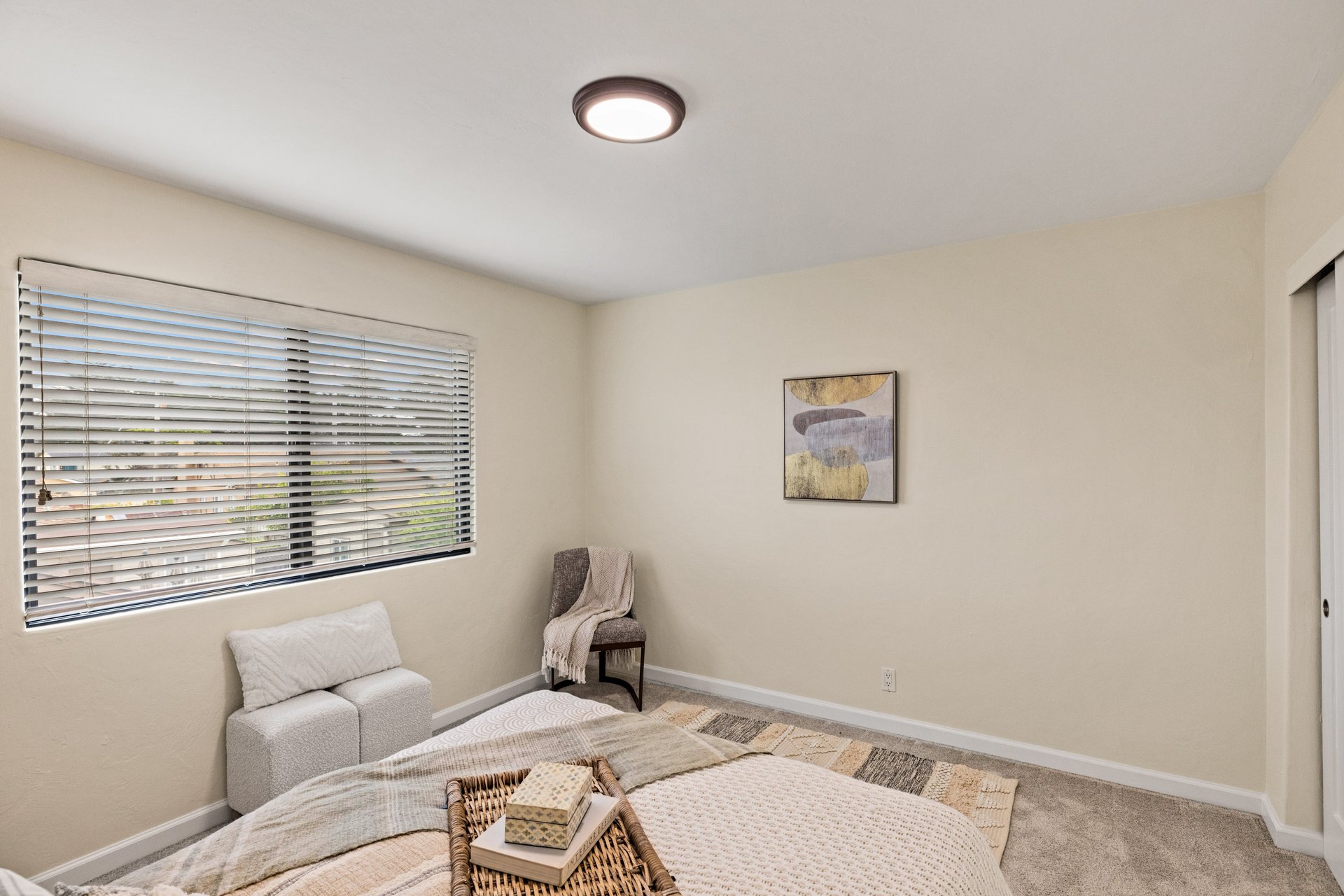 Monterey Sunbelt Living - 303 Del Robles Ave