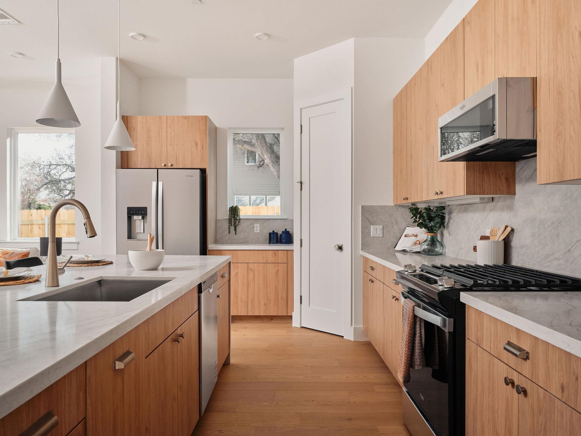 6407 Bradsher #C