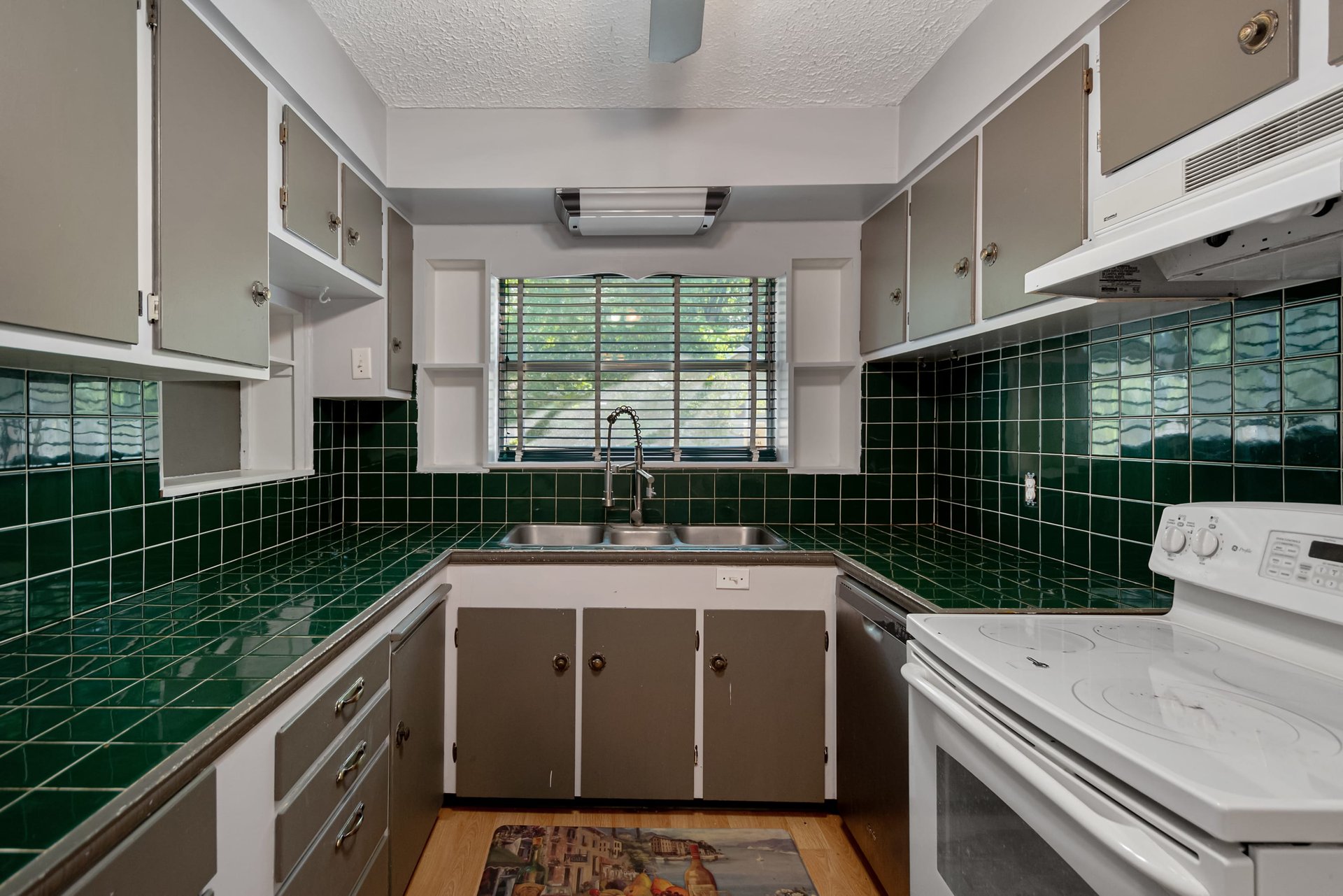 14249 14TH  STREET
