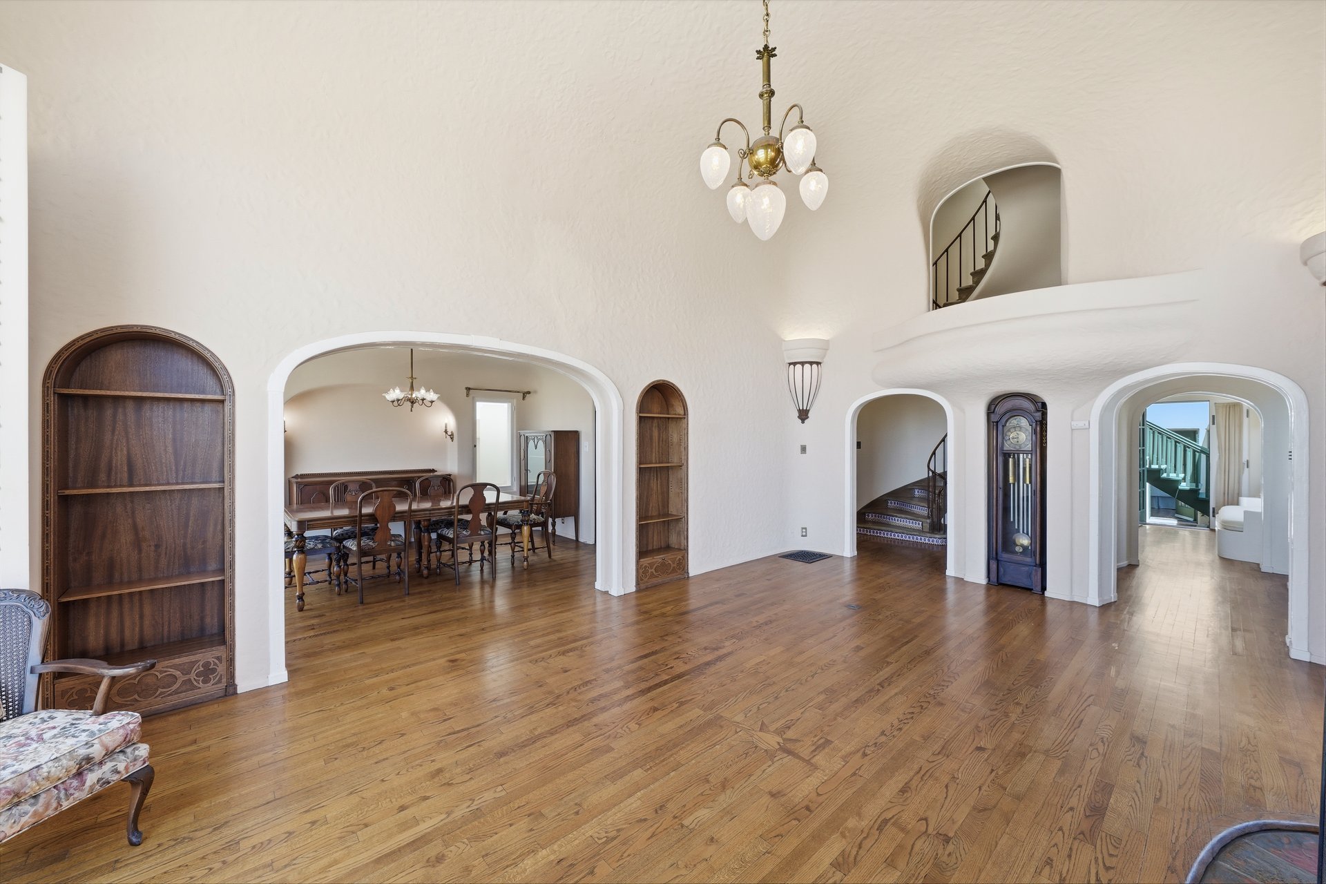 1602 The Strand (Entire Property)