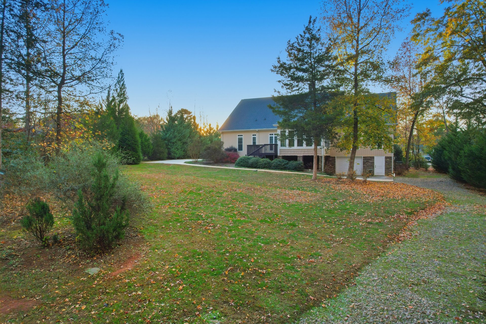 60 Montague Circle