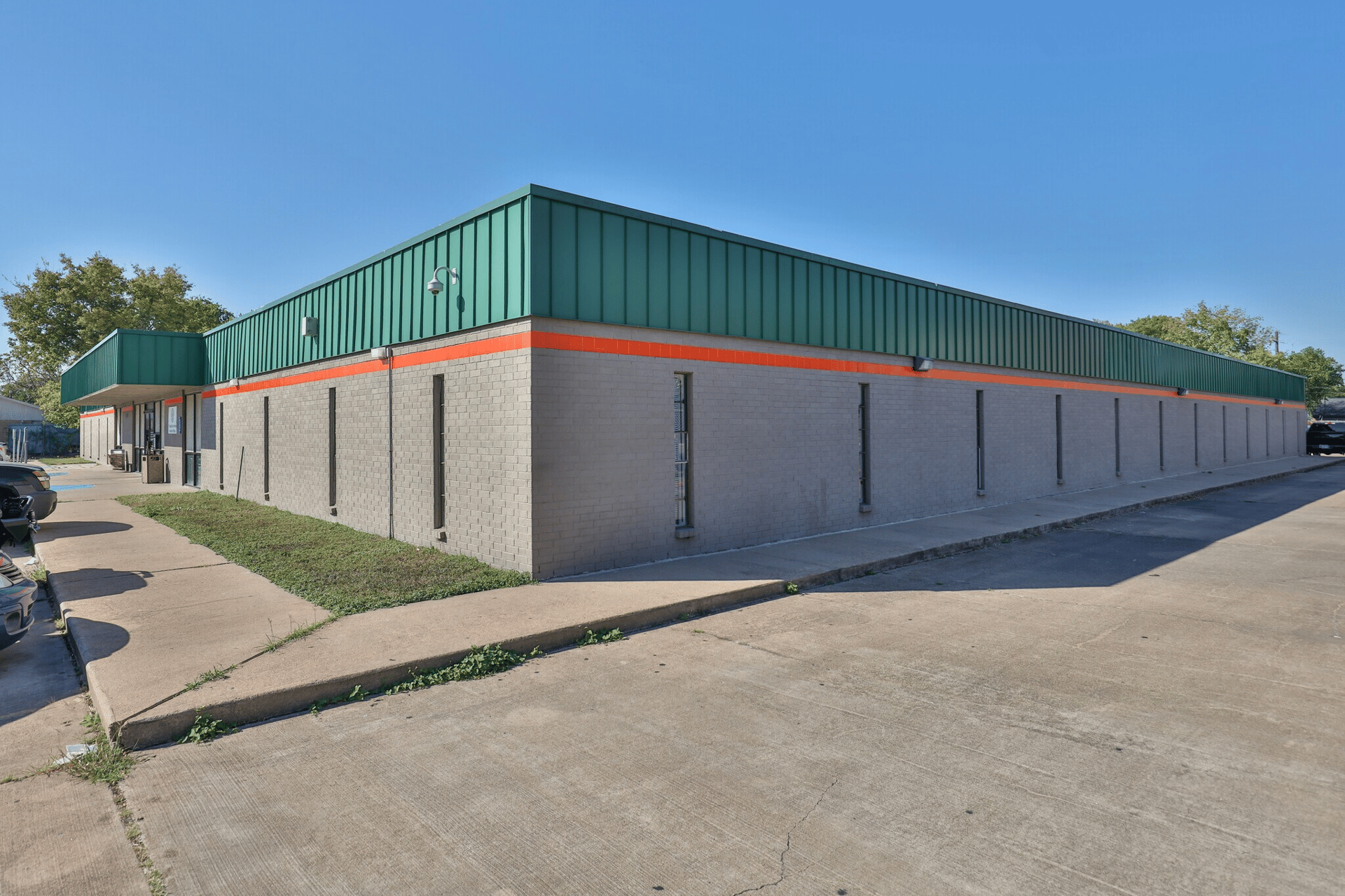  13838 Buffalo Speedway
