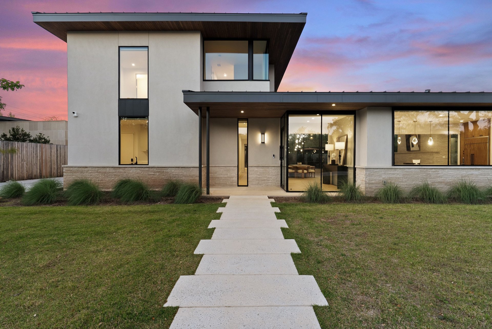 Architectural Elegance in Westlake