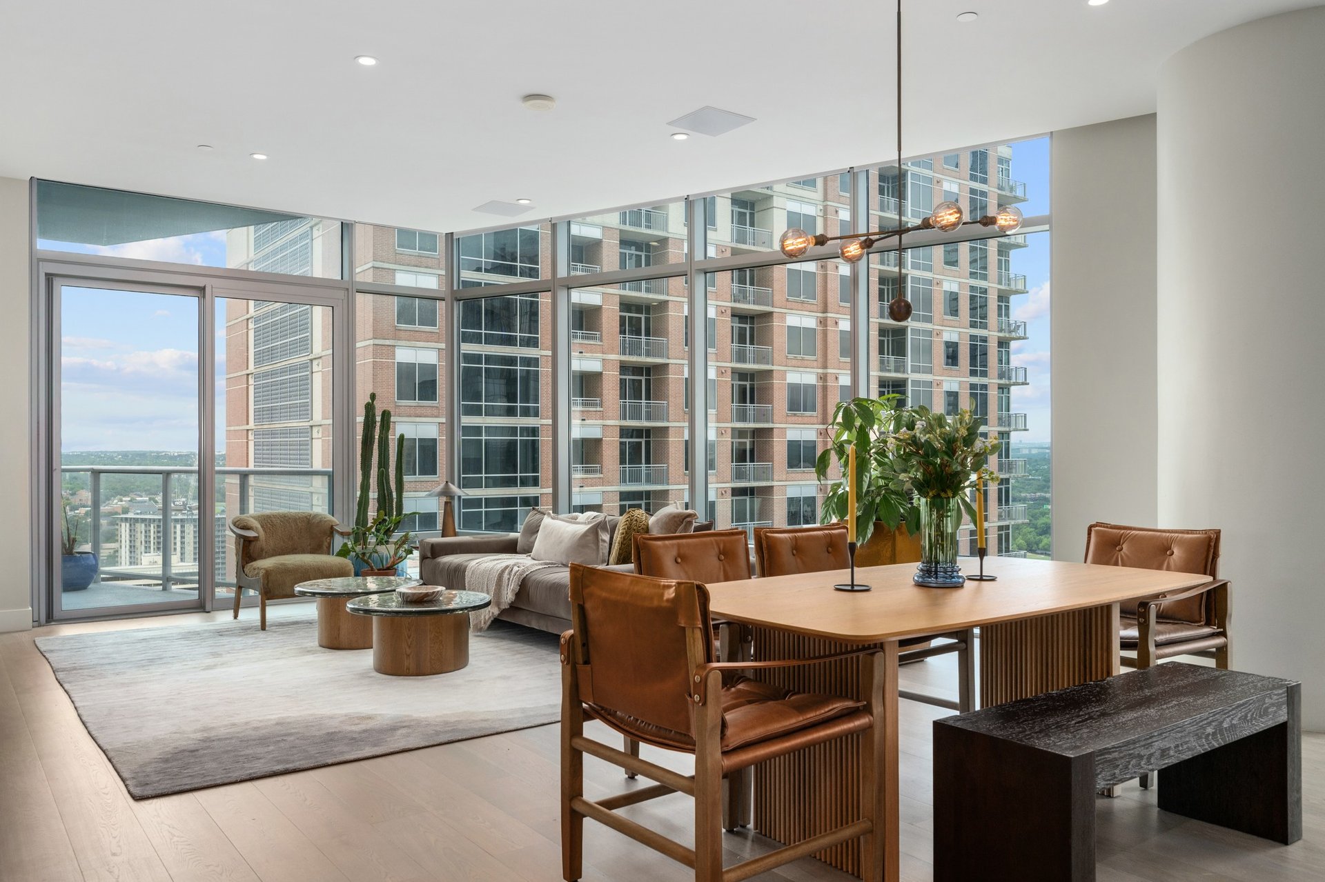 200 Congress Avenue #28SW