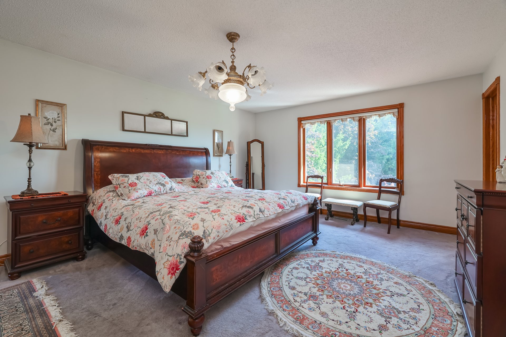 SOLD: Magnificent Estate 