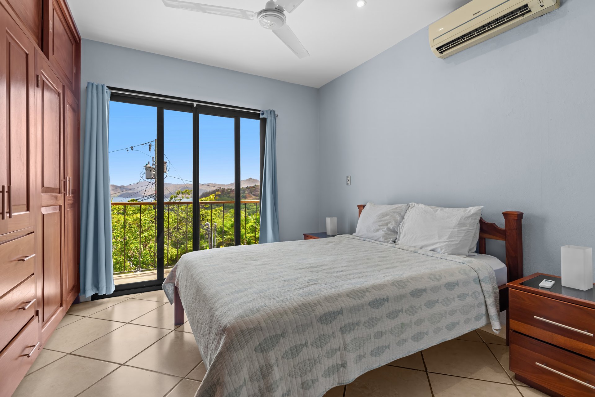 Casa Omega | Ocean View Apartment Complex in Altos de Flamingo
