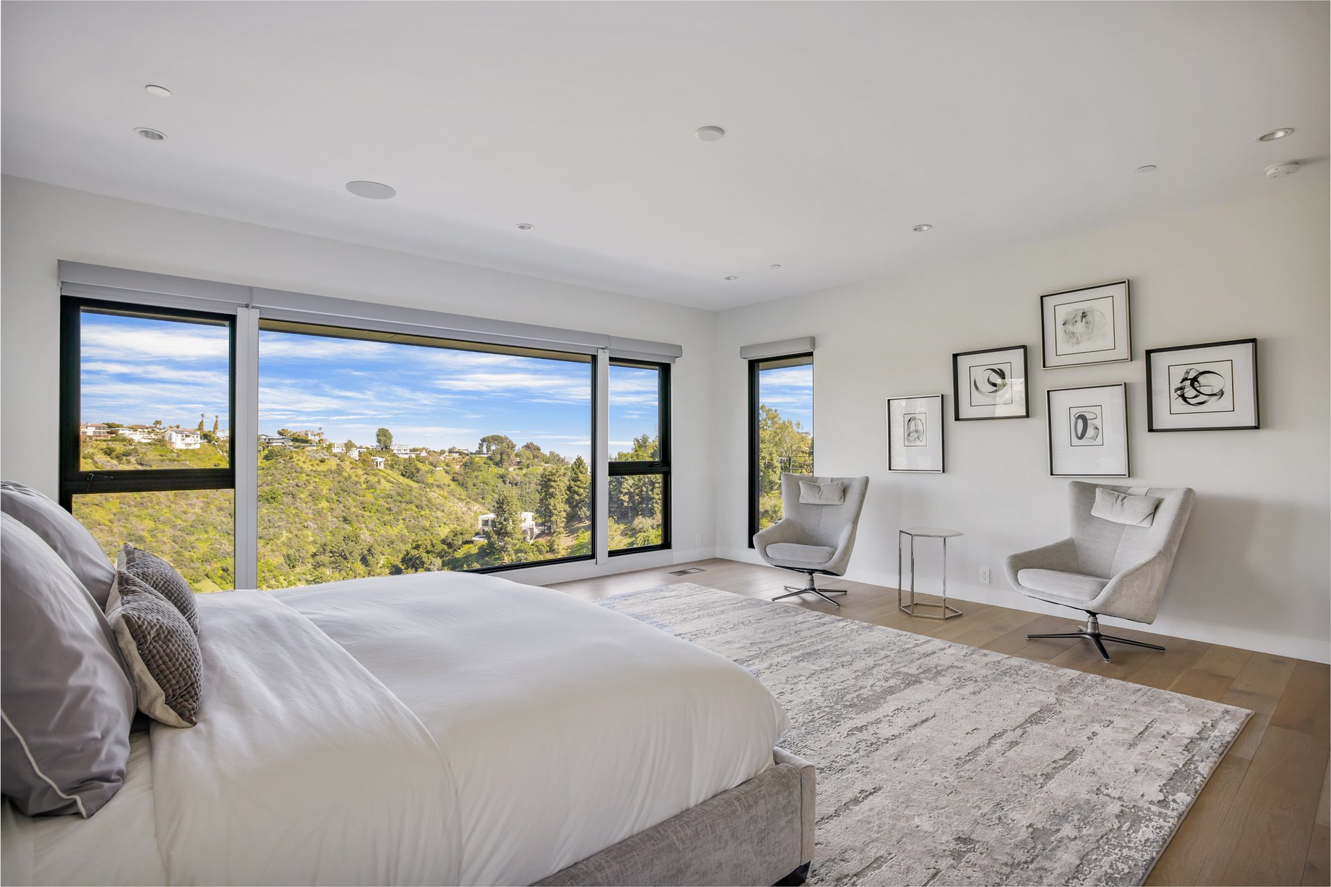 1172 Linda Flora Dr
